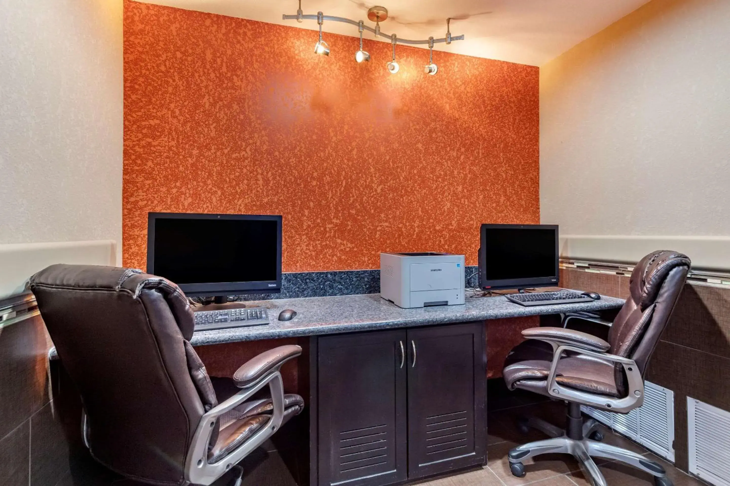 On site, Business Area/Conference Room in Comfort Suites Georgetown