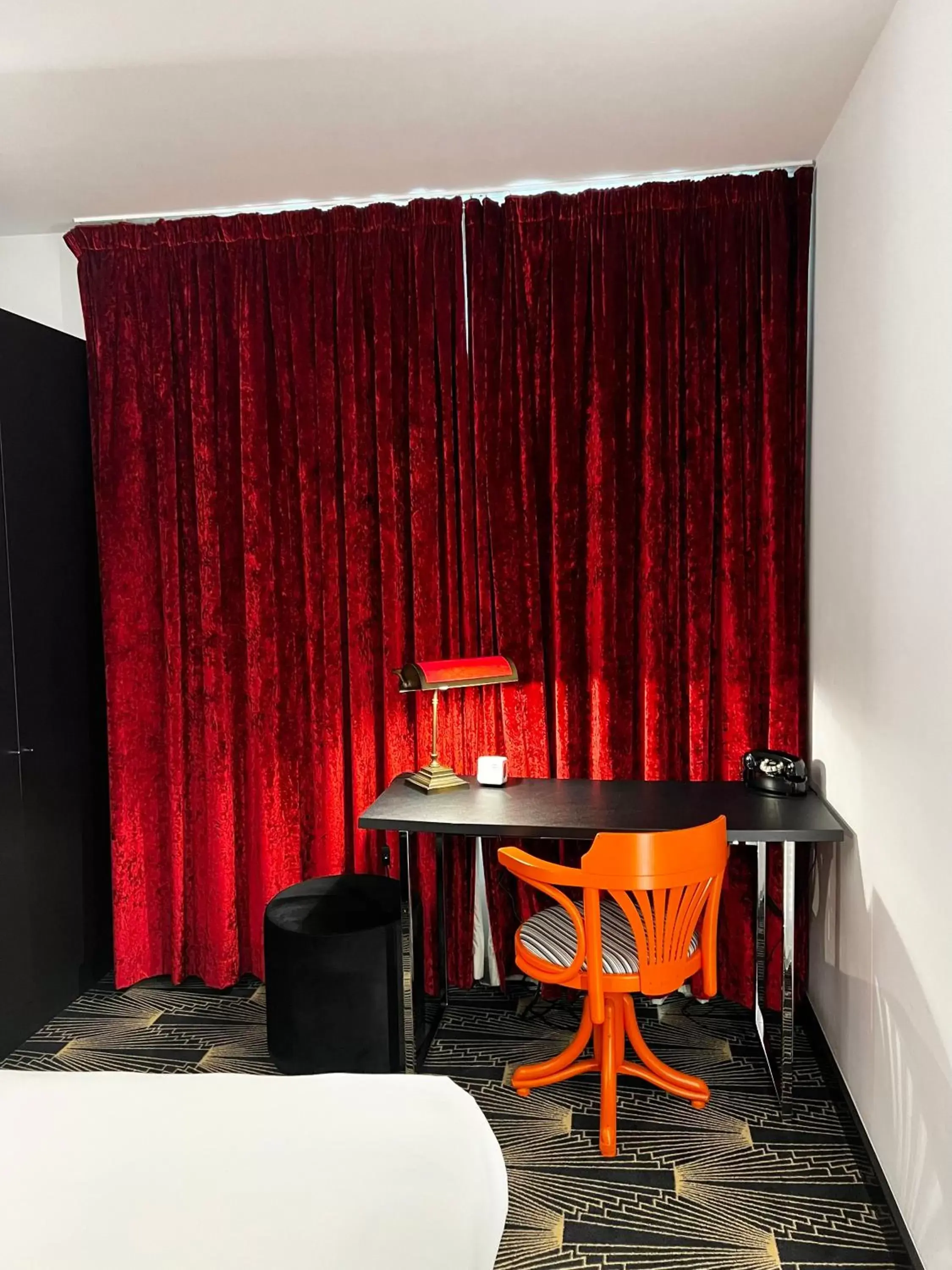 Bedroom, Seating Area in ibis Styles London Southwark - near Borough Market