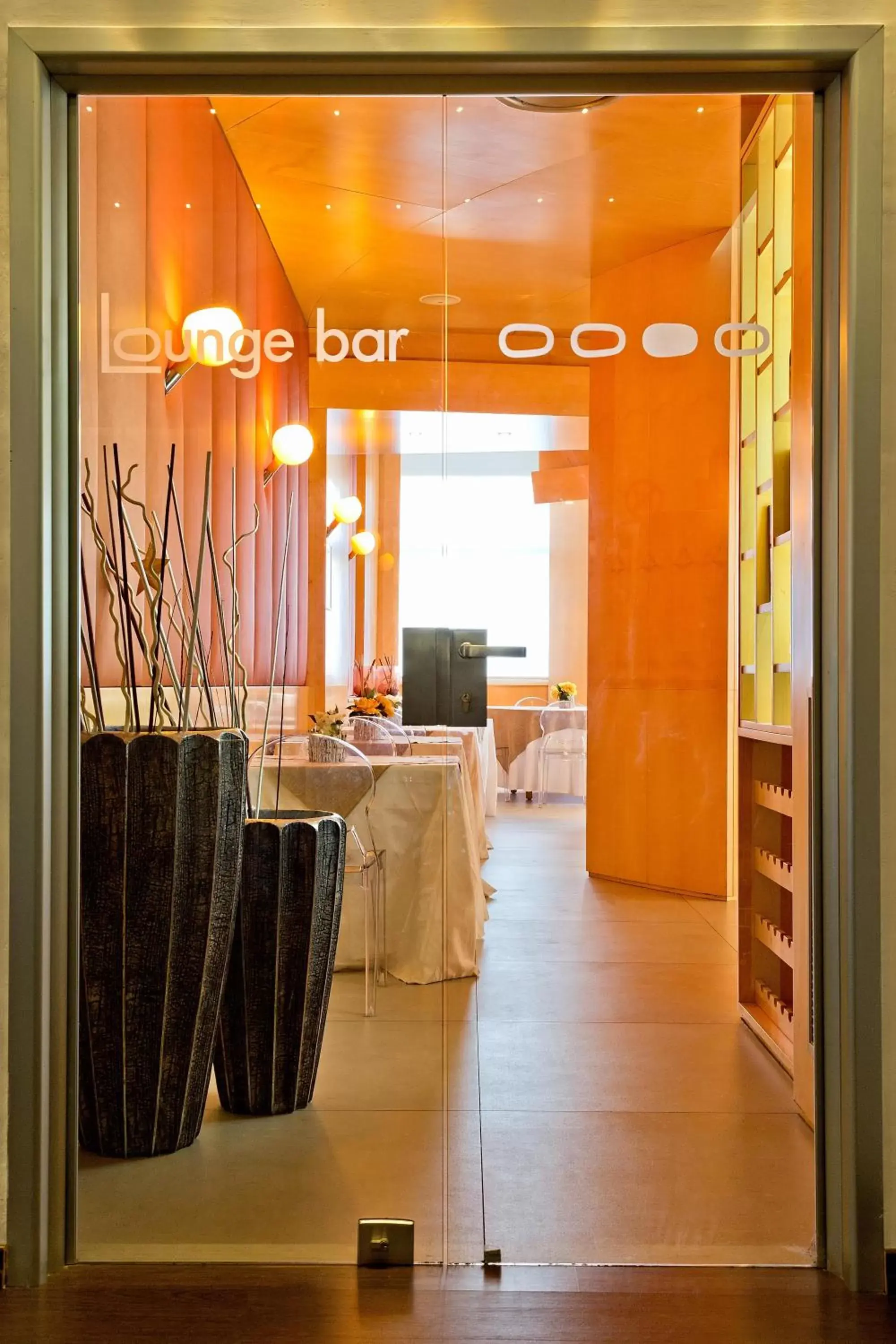 Restaurant/places to eat in Mediterranea Hotel & Convention Center Restaurant/places to eat in Mediterranea Hotel & Convention Center