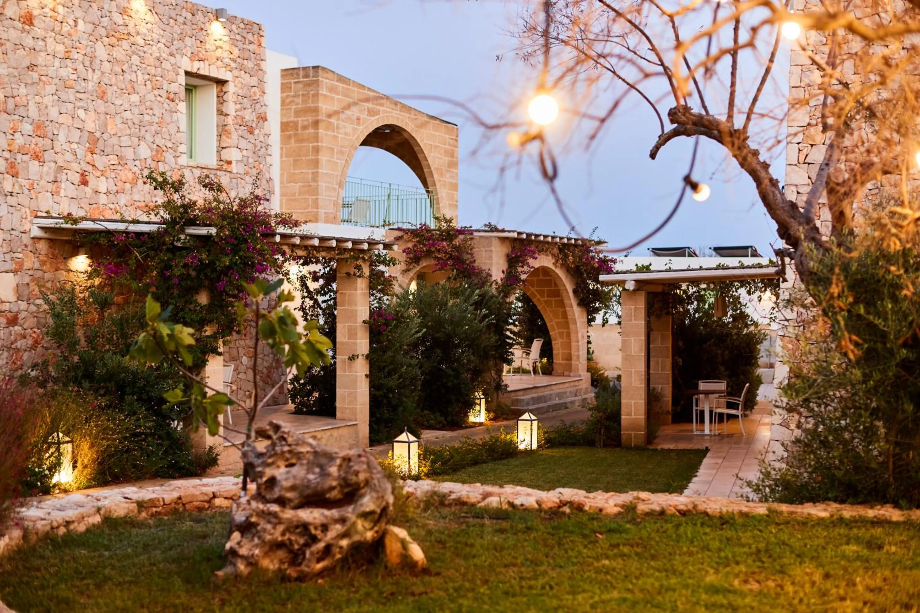 Property building in Montiro' Hotel