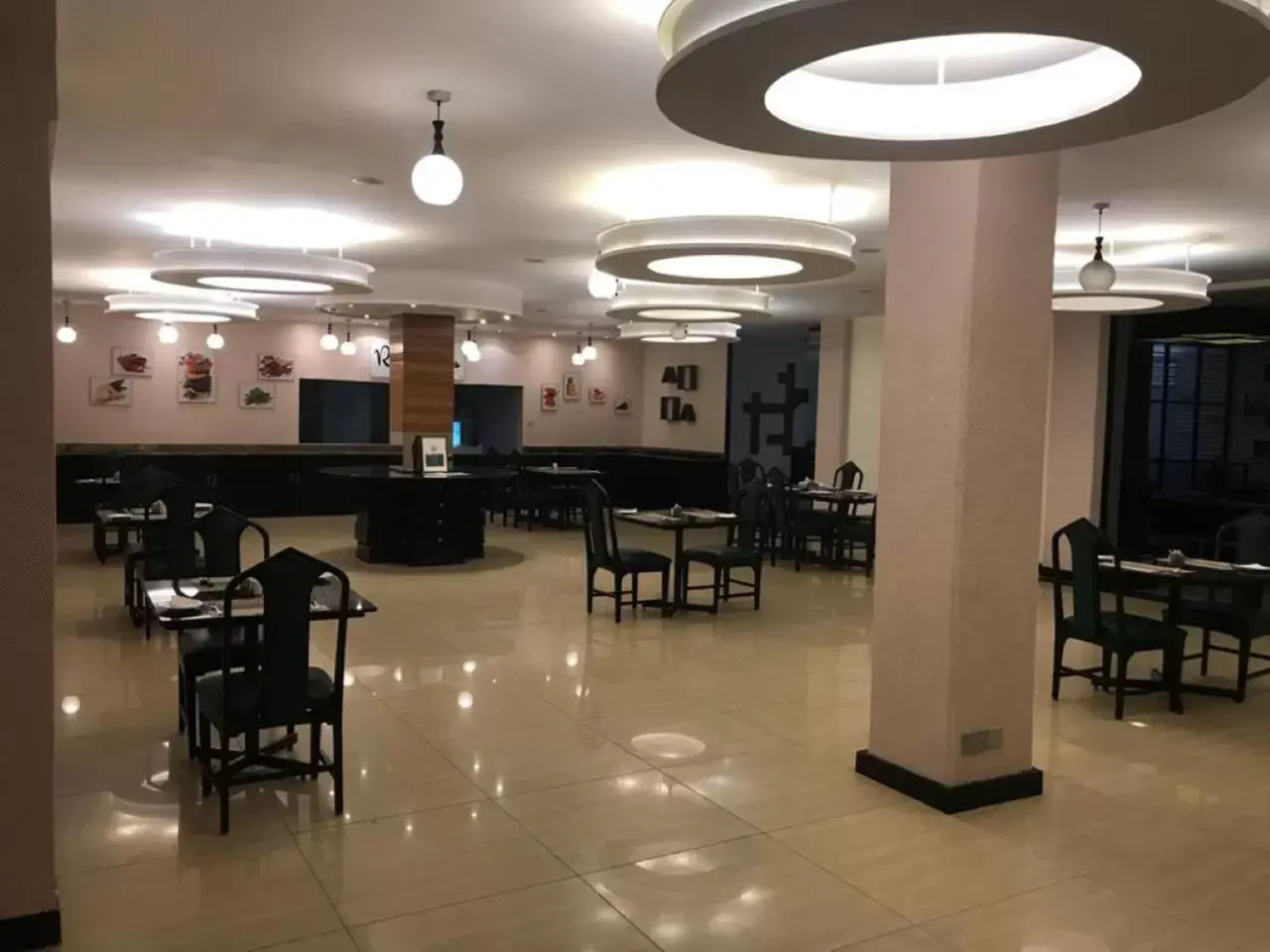 Restaurant/Places to Eat in Best Western Plus Meridian Hotel