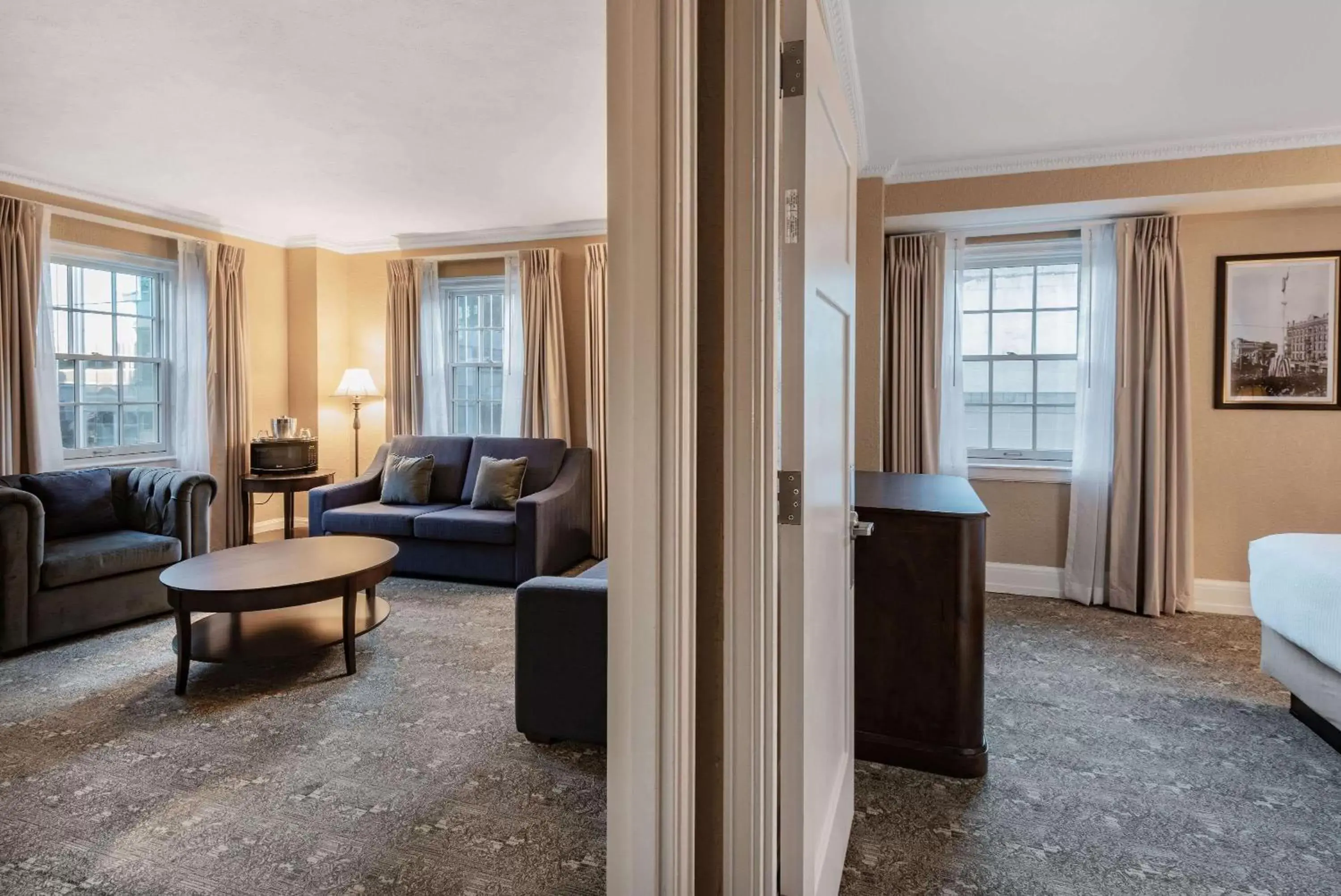 1 King Bed and 1 Queen Bed, Two Bedroom Suite, Non-Smoking in The Americus Hotel, Trademark Collection by Wyndham 1 King Bed and 1 Queen Bed, Two Bedroom Suite, Non-Smoking in The Americus Hotel, Trademark Collection by Wyndham