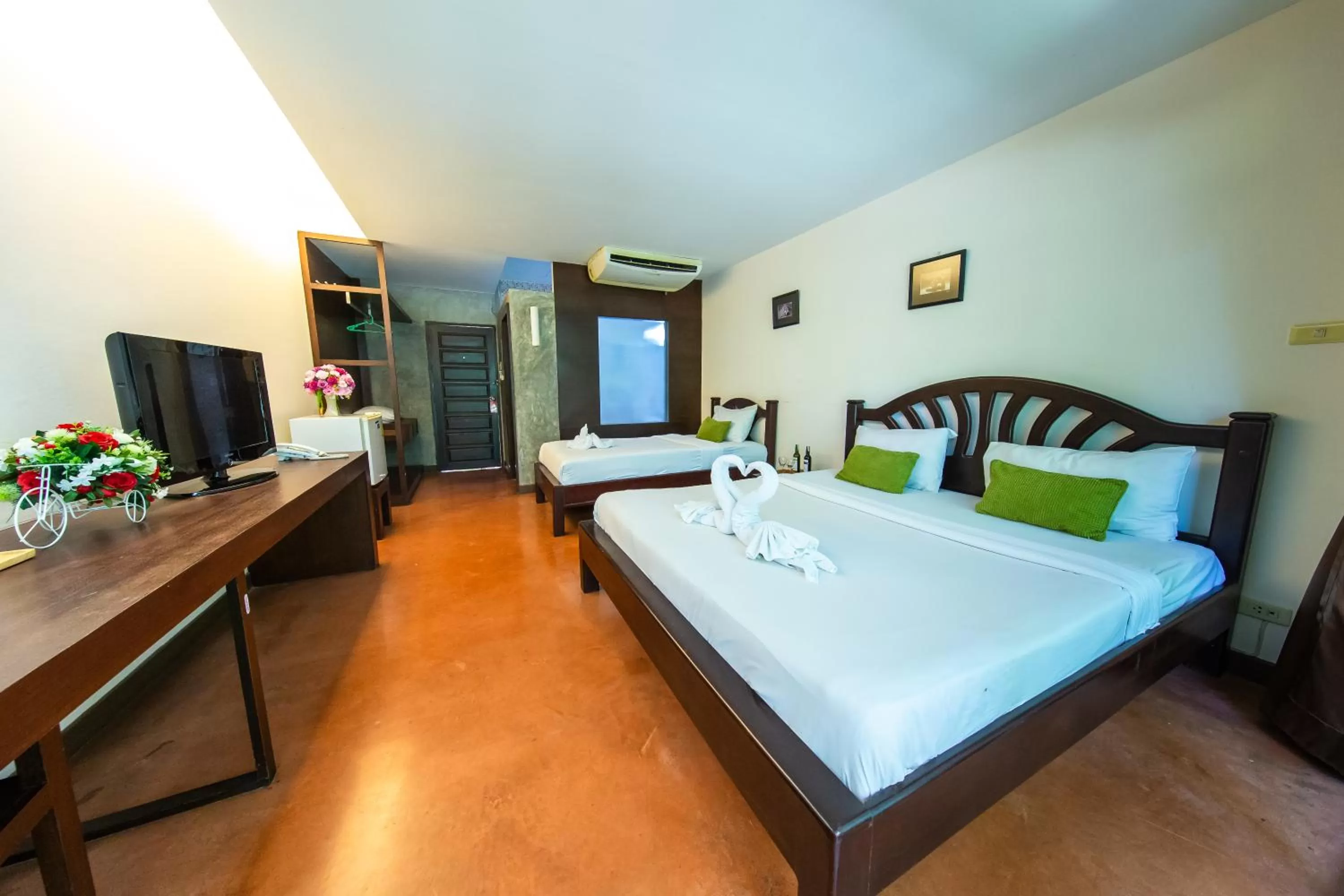 Bedroom, Bed in The RiverKwai Bridge Resort