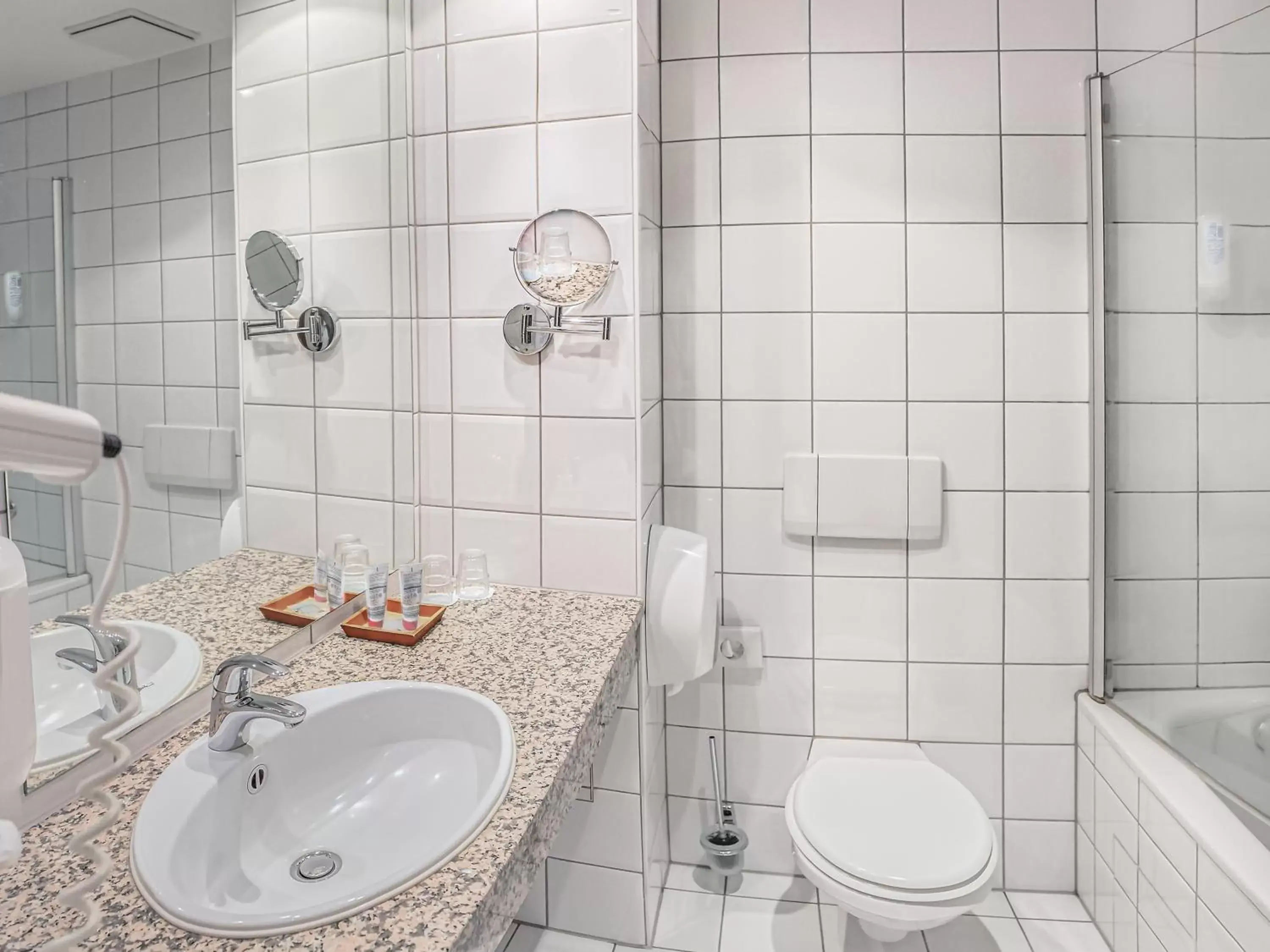 Bathroom in AKZENT Hotel Aufkirchen