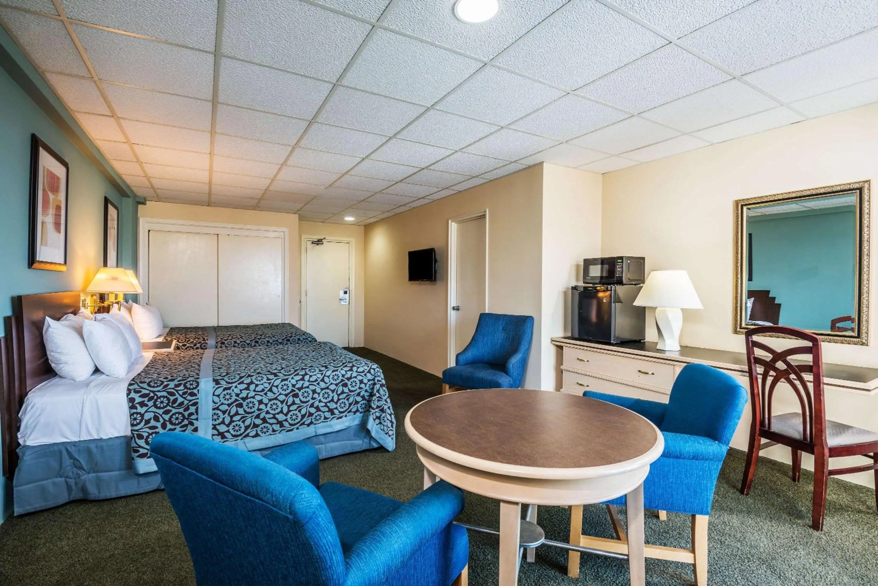 Photo of the whole room in Days Inn by Wyndham Atlantic City Oceanfront-Boardwalk