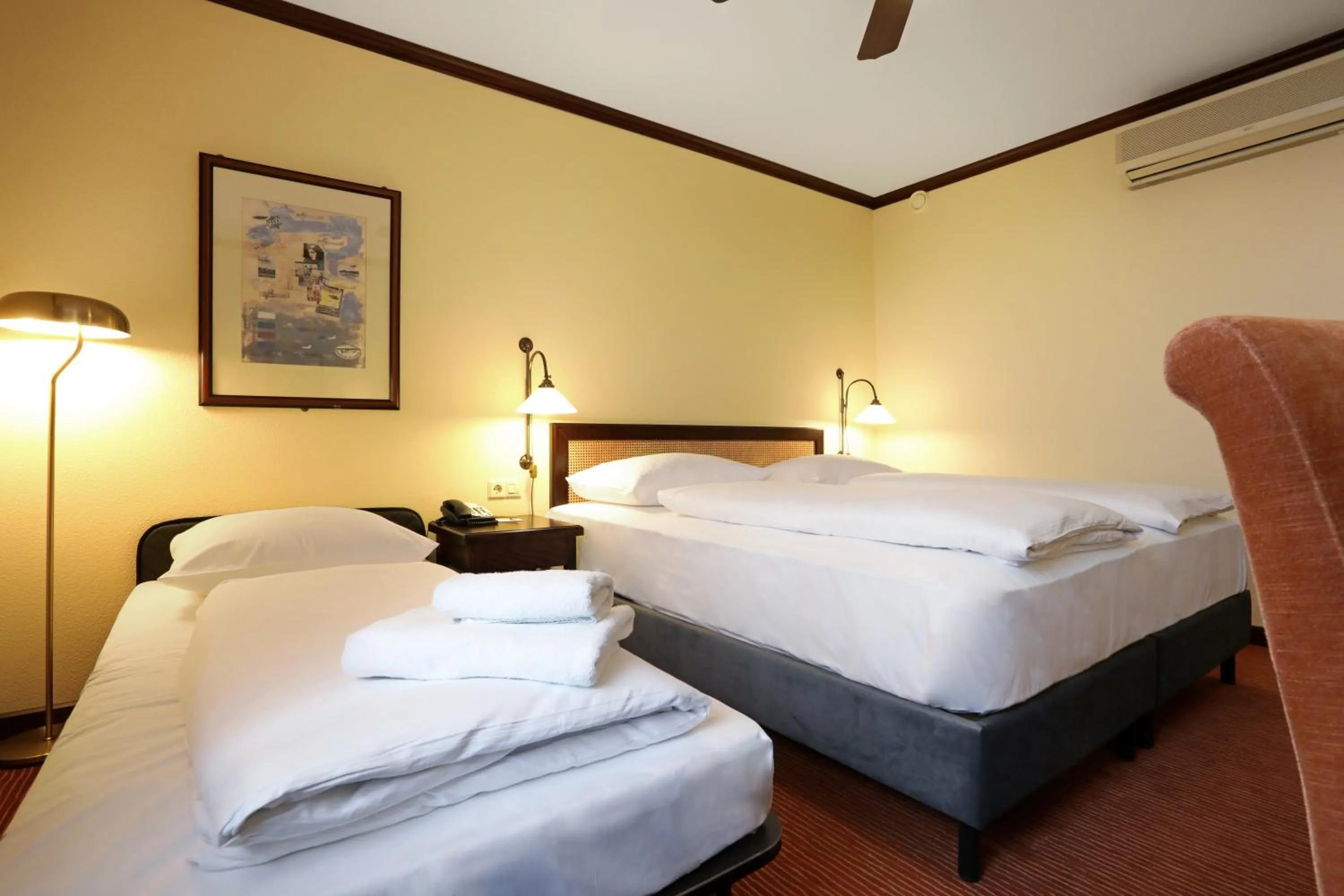 Bedroom, Bed in Mercure Hotel Frankfurt Airport Langen