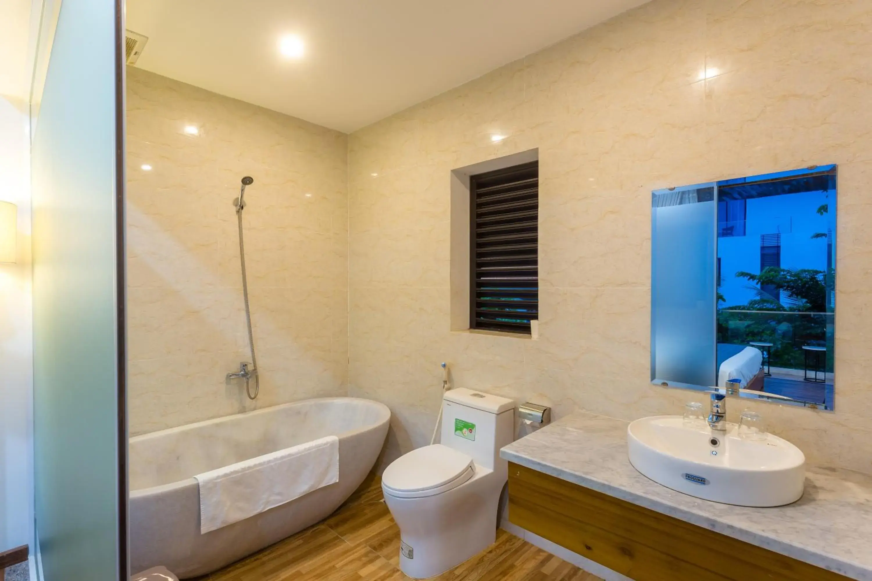Bathroom in Hoi An Reverie Villas