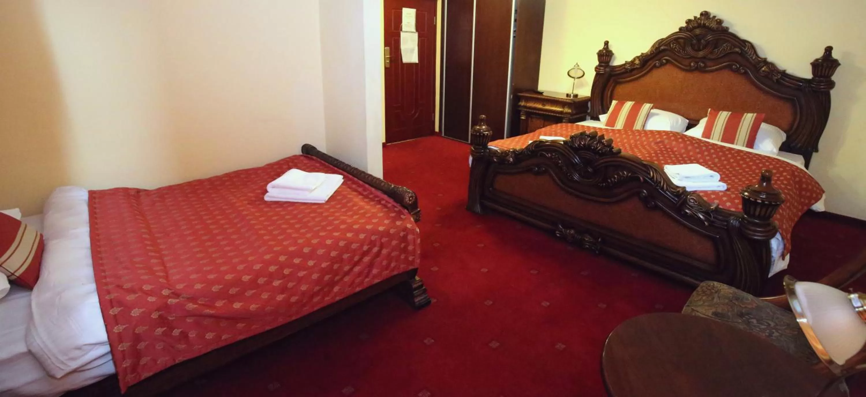 Bed in Daisy Superior