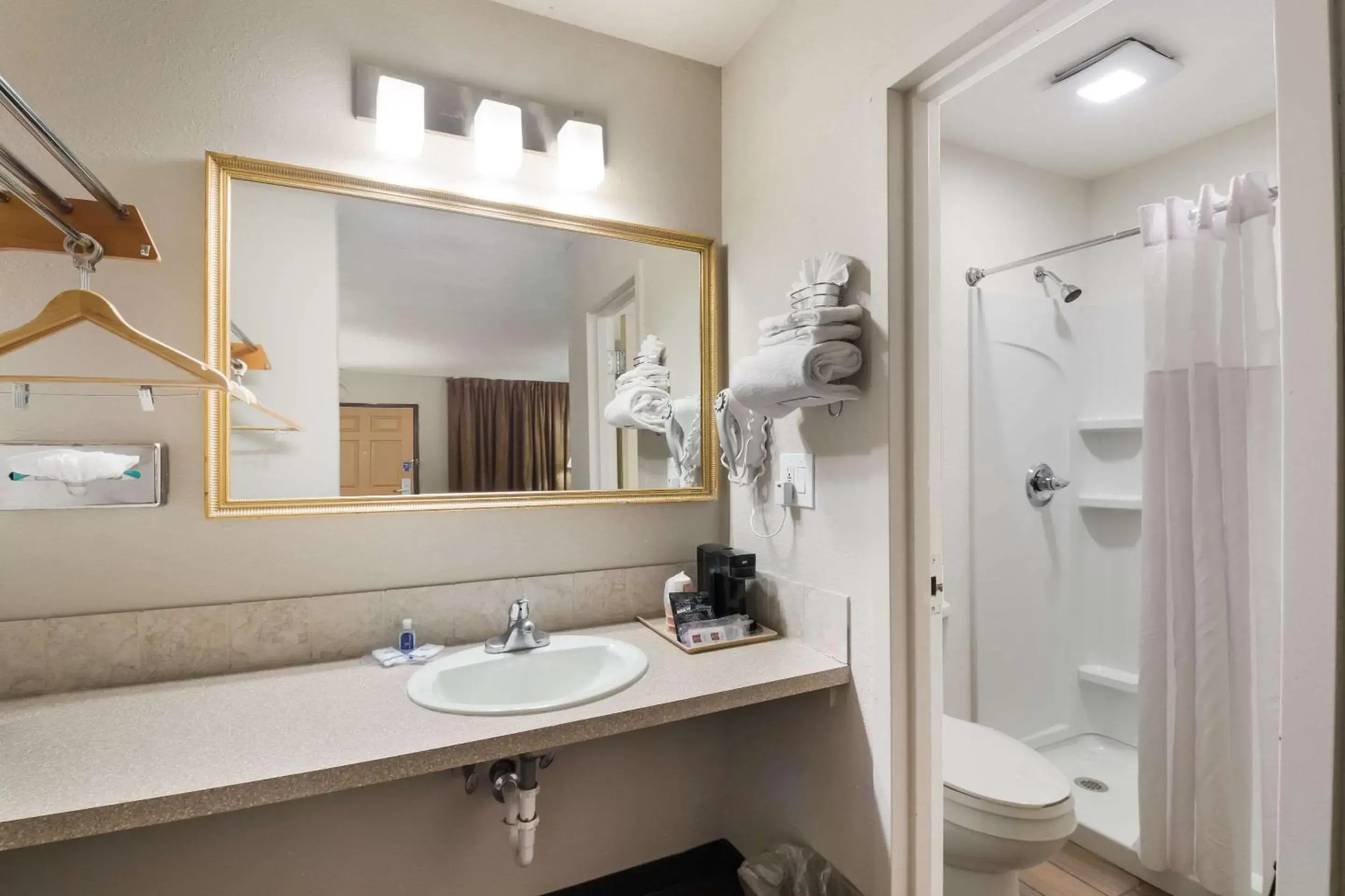 Bedroom in Rodeway Inn Fort Morgan Bedroom in Rodeway Inn Fort Morgan