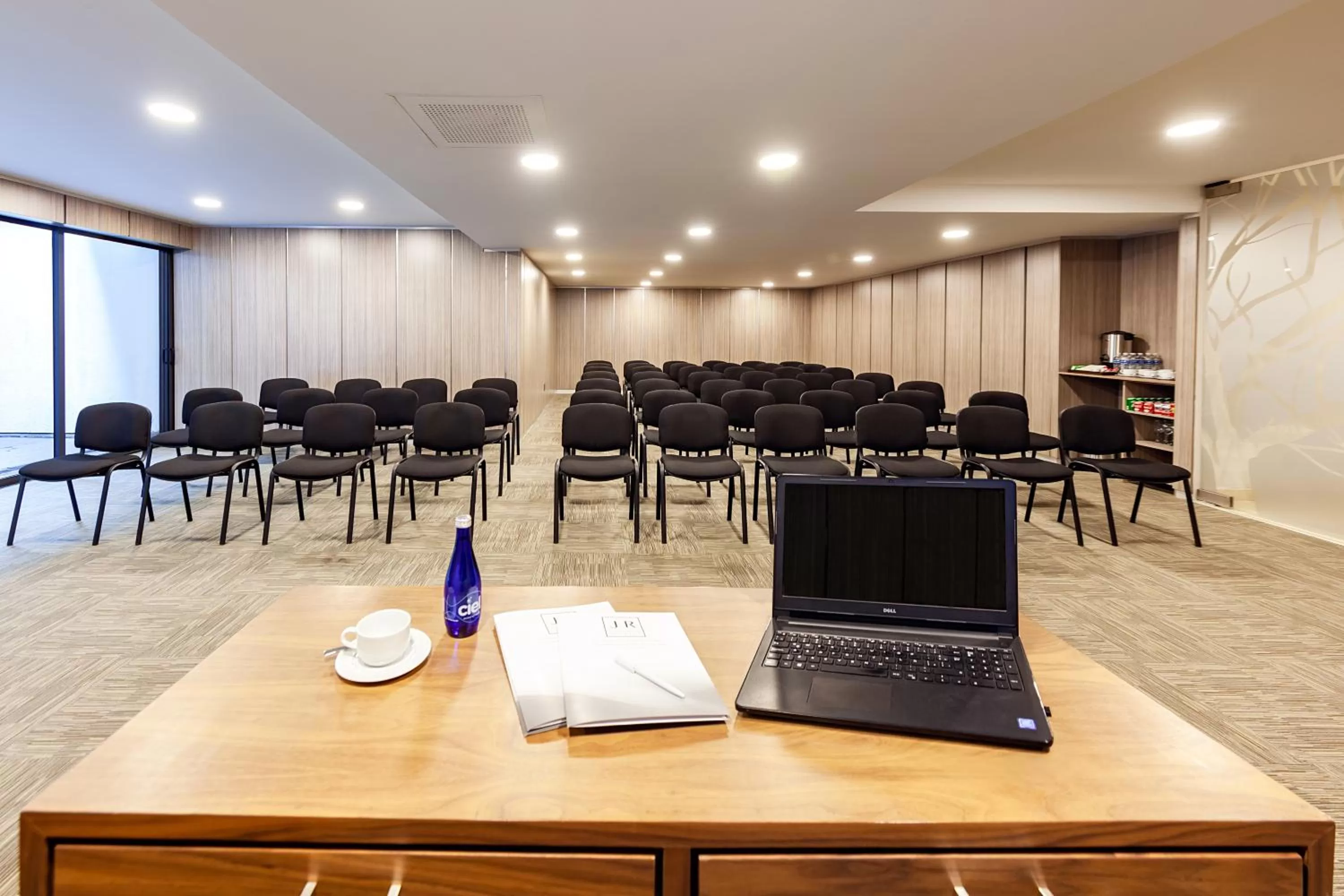 Business facilities in Suites Del Ángel