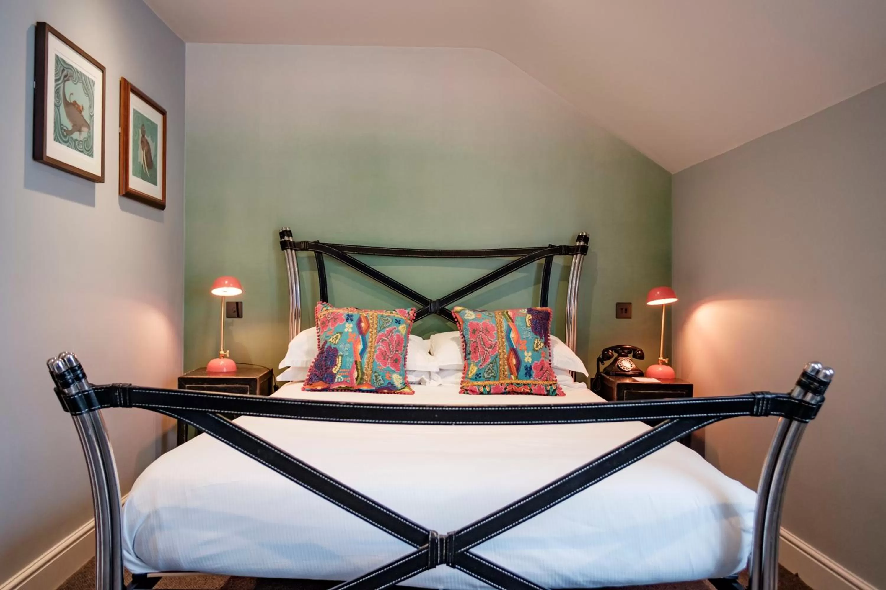 Bedroom, Bed in The Bull Hotel