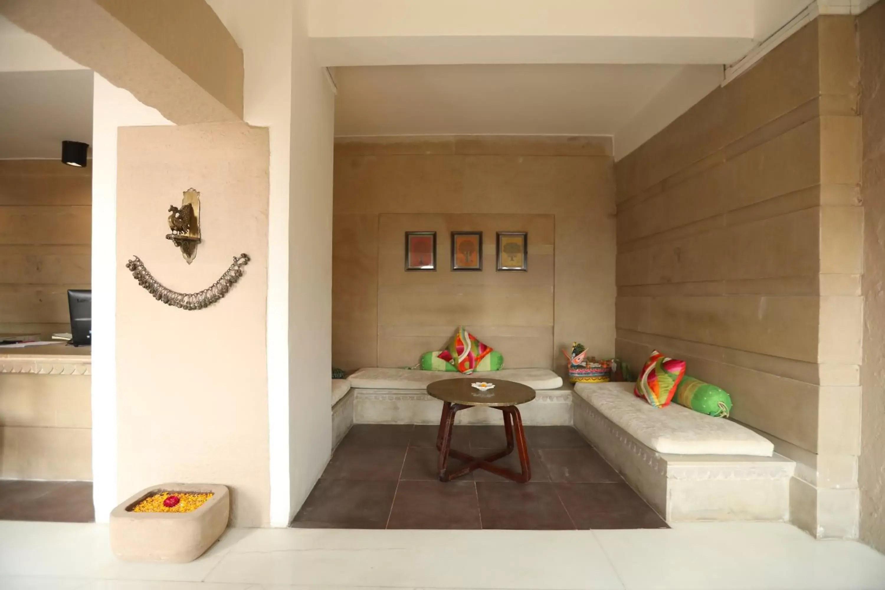 Lobby or reception in Guleria Kothi at Ganges