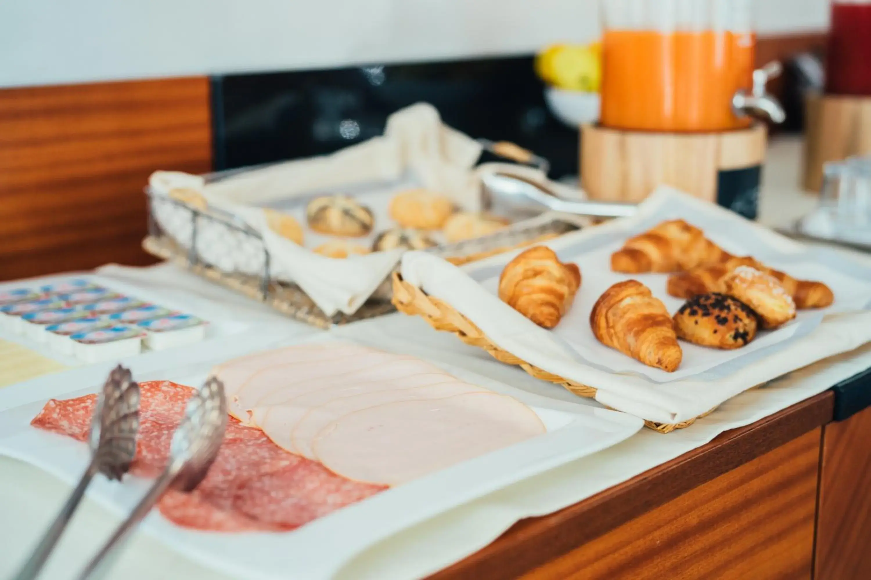 Buffet breakfast, Food in Hotel Arcangelo