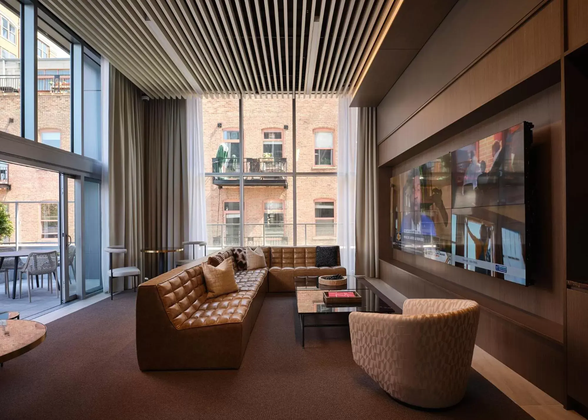 Communal lounge/ TV room in Level Chicago - River North Communal lounge/ TV room in Level Chicago - River North