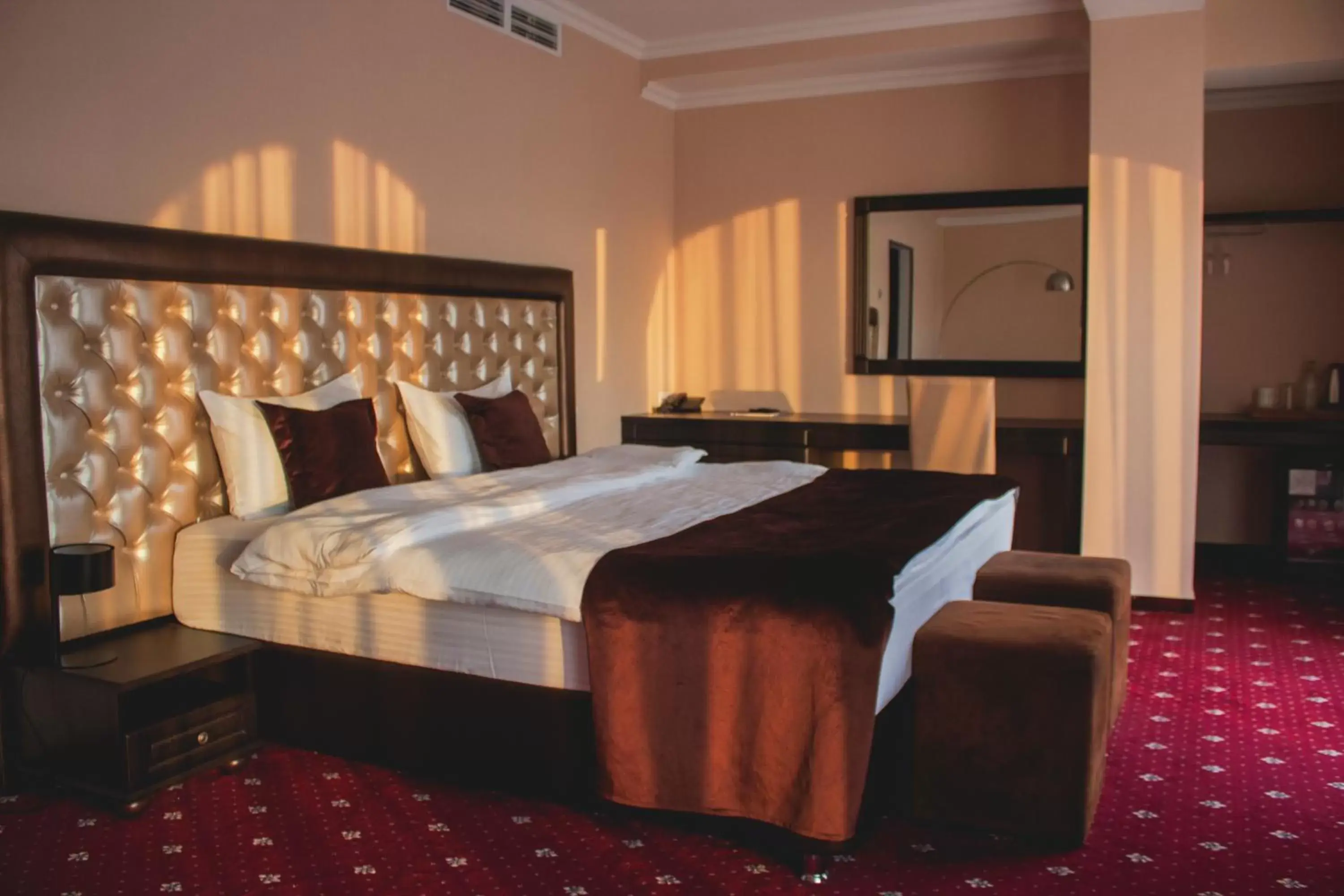 Bedroom, Bed in Bernardazzi Grand Hotel Bedroom, Bed in Bernardazzi Grand Hotel