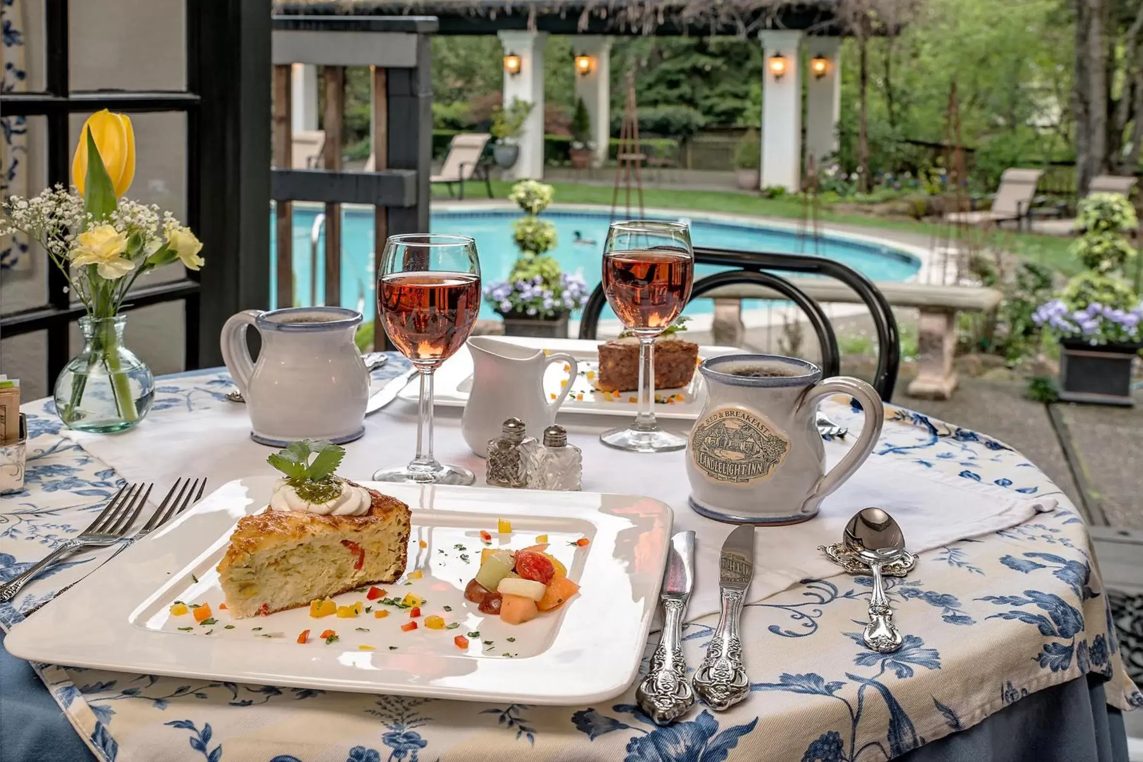 Breakfast in Candlelight Inn Napa Valley Breakfast in Candlelight Inn Napa Valley