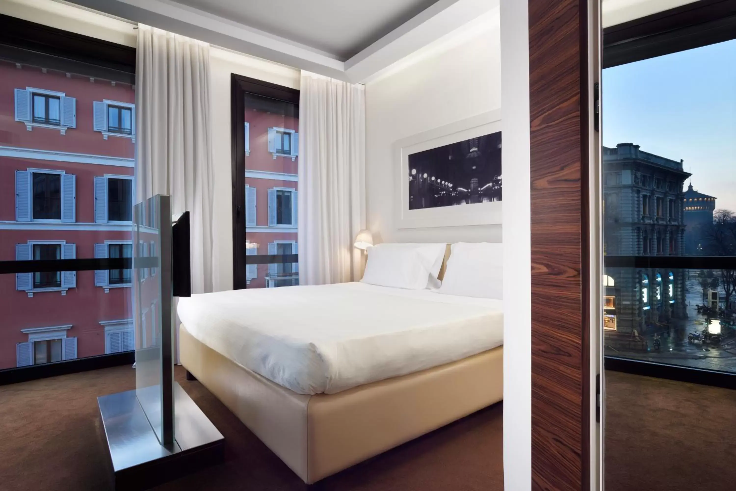 Bedroom, Bed in UNAHOTELS Cusani Milano