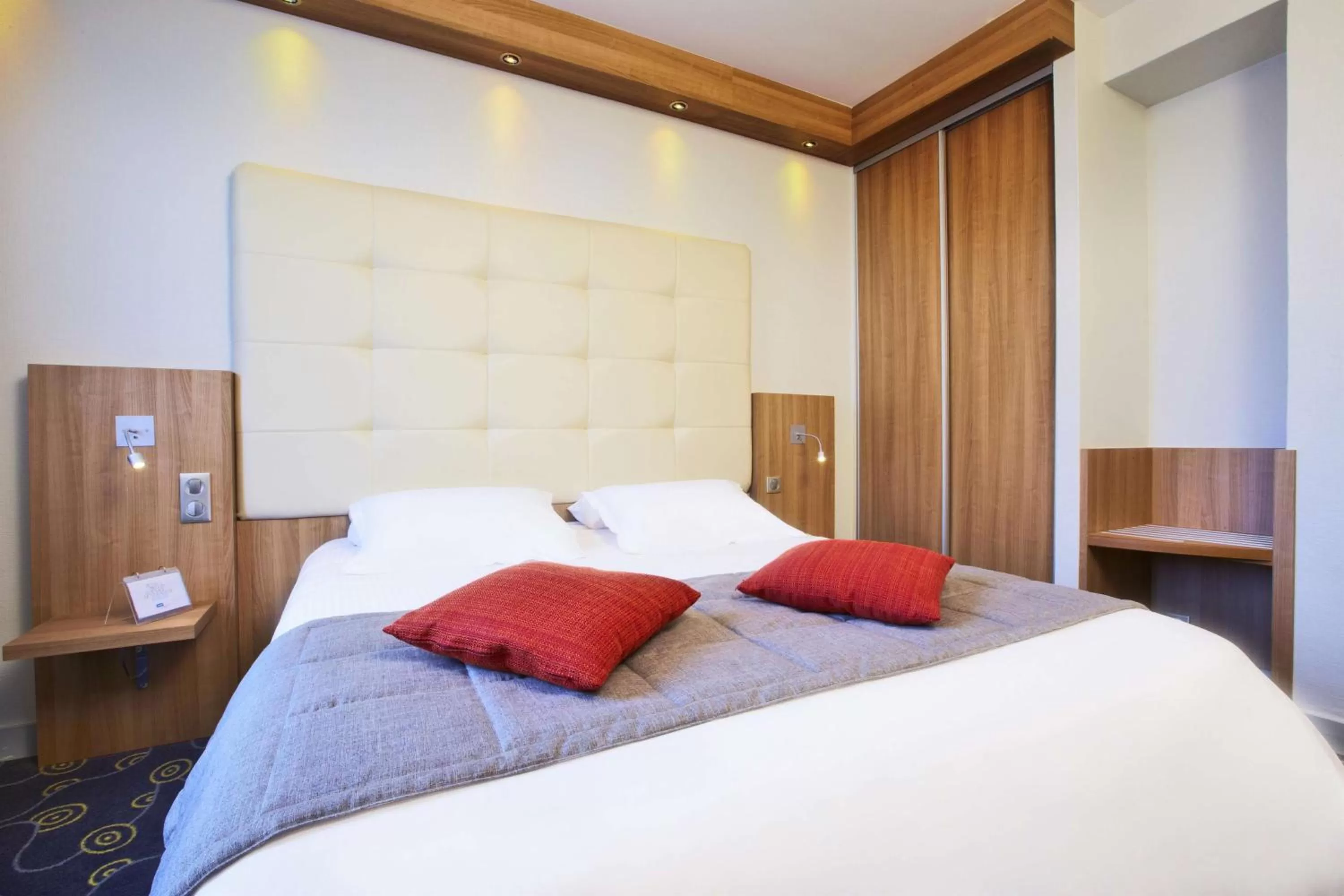 Photo of the whole room, Bed in Kyriad Hotel Tours Centre