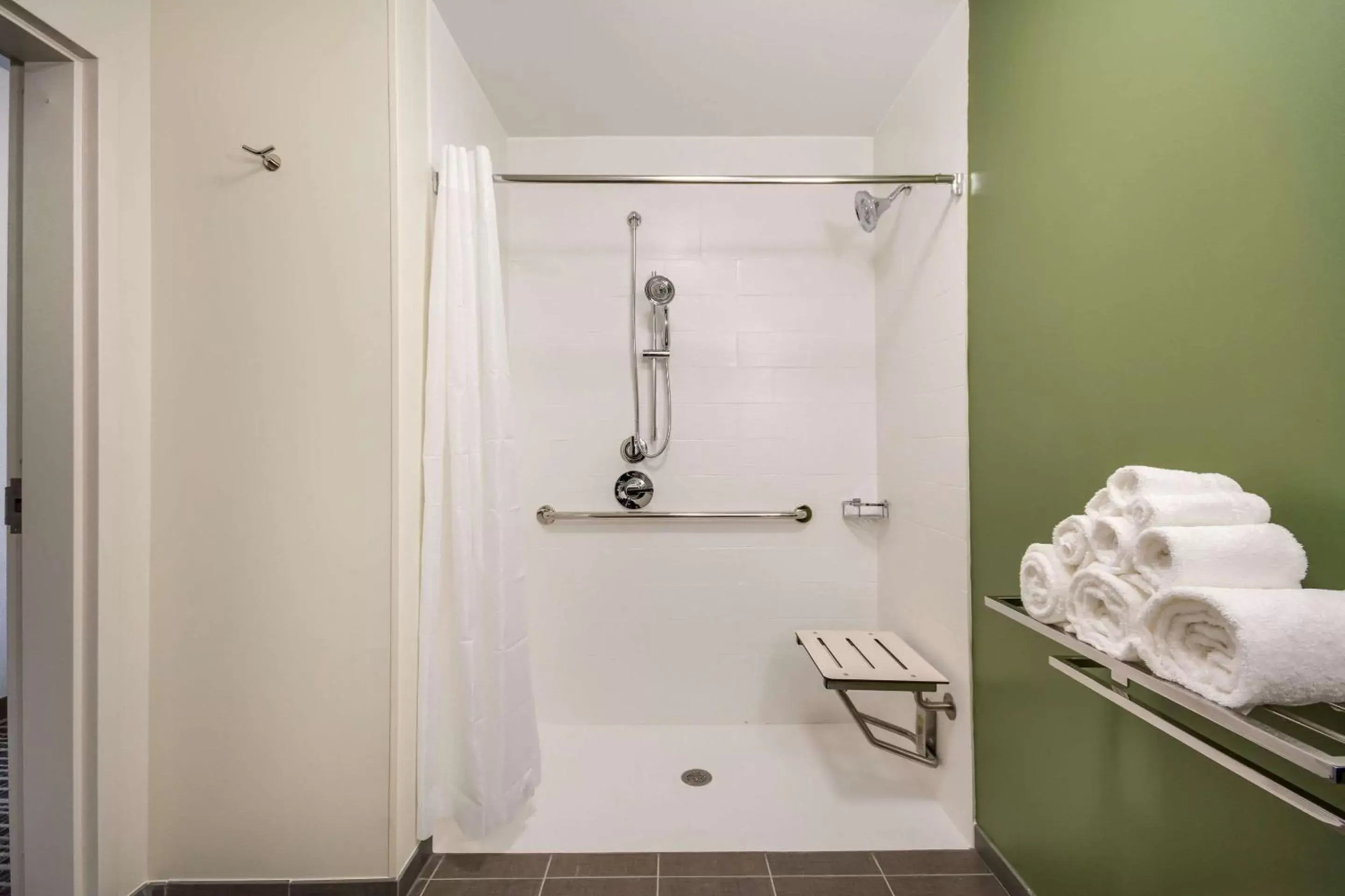 Bathroom in Sleep Inn & Suites Yukon Oklahoma City