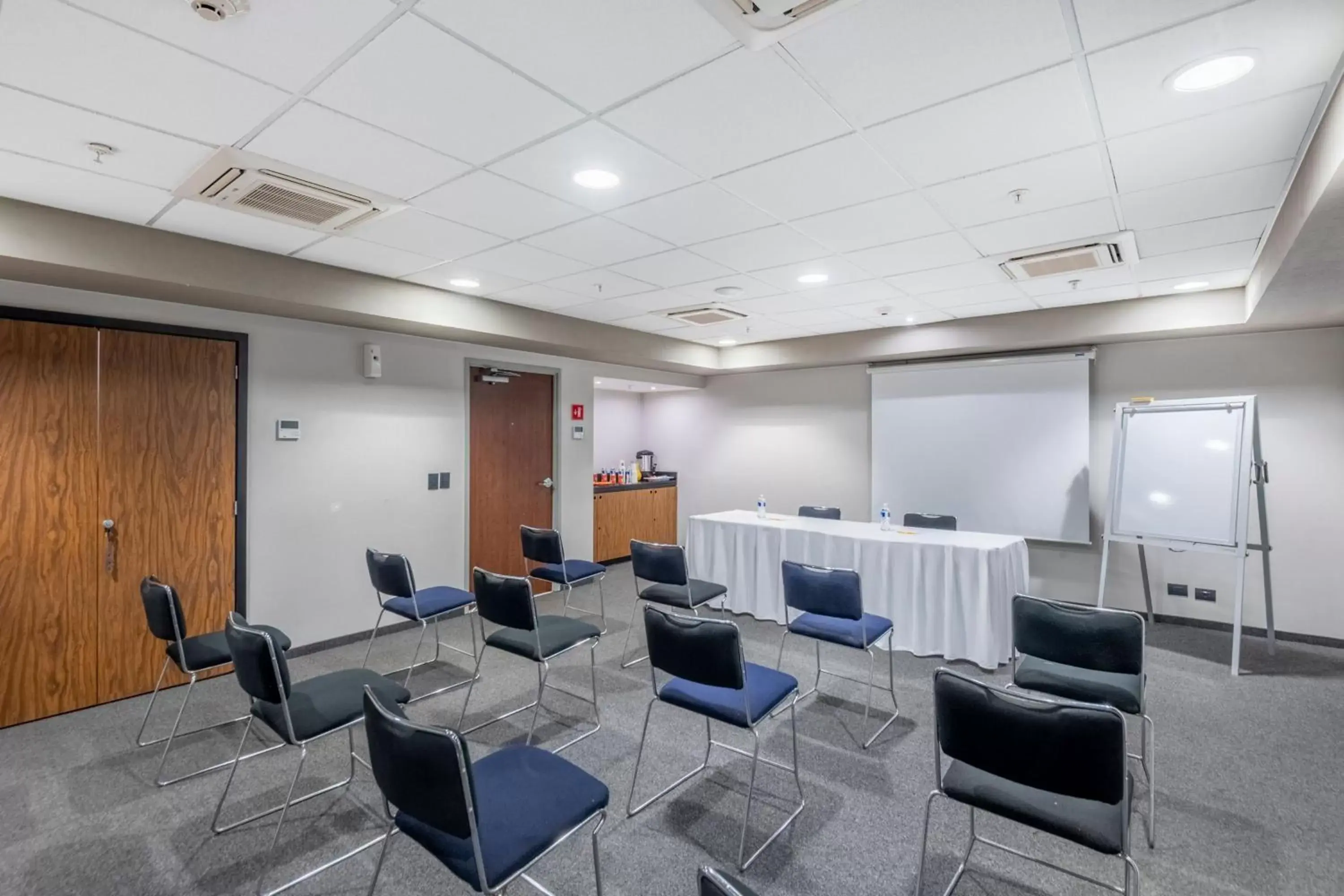 Meeting/conference room in City Express by Marriott Paraiso