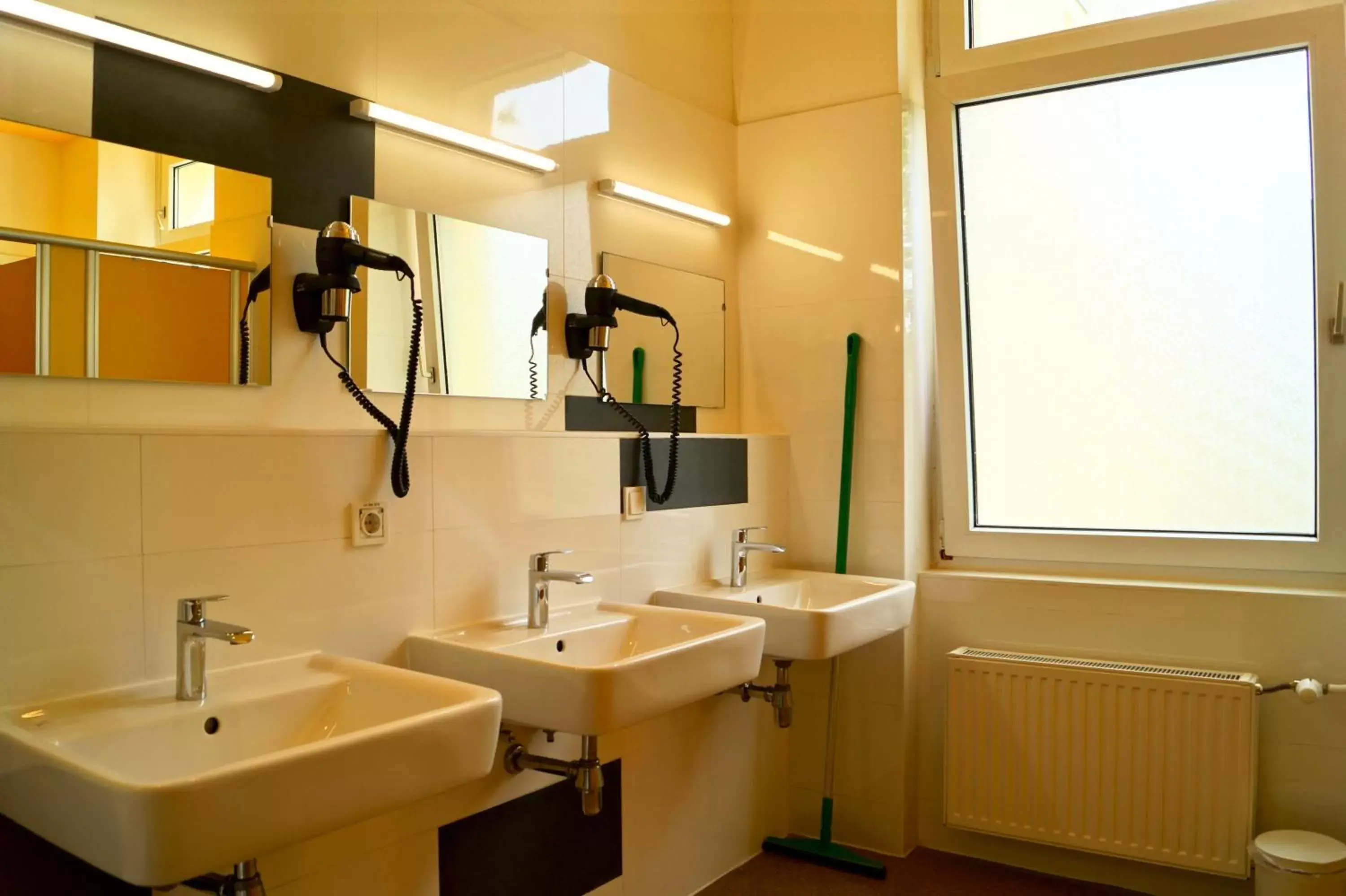 Bathroom in Grand Hostel Berlin Classic