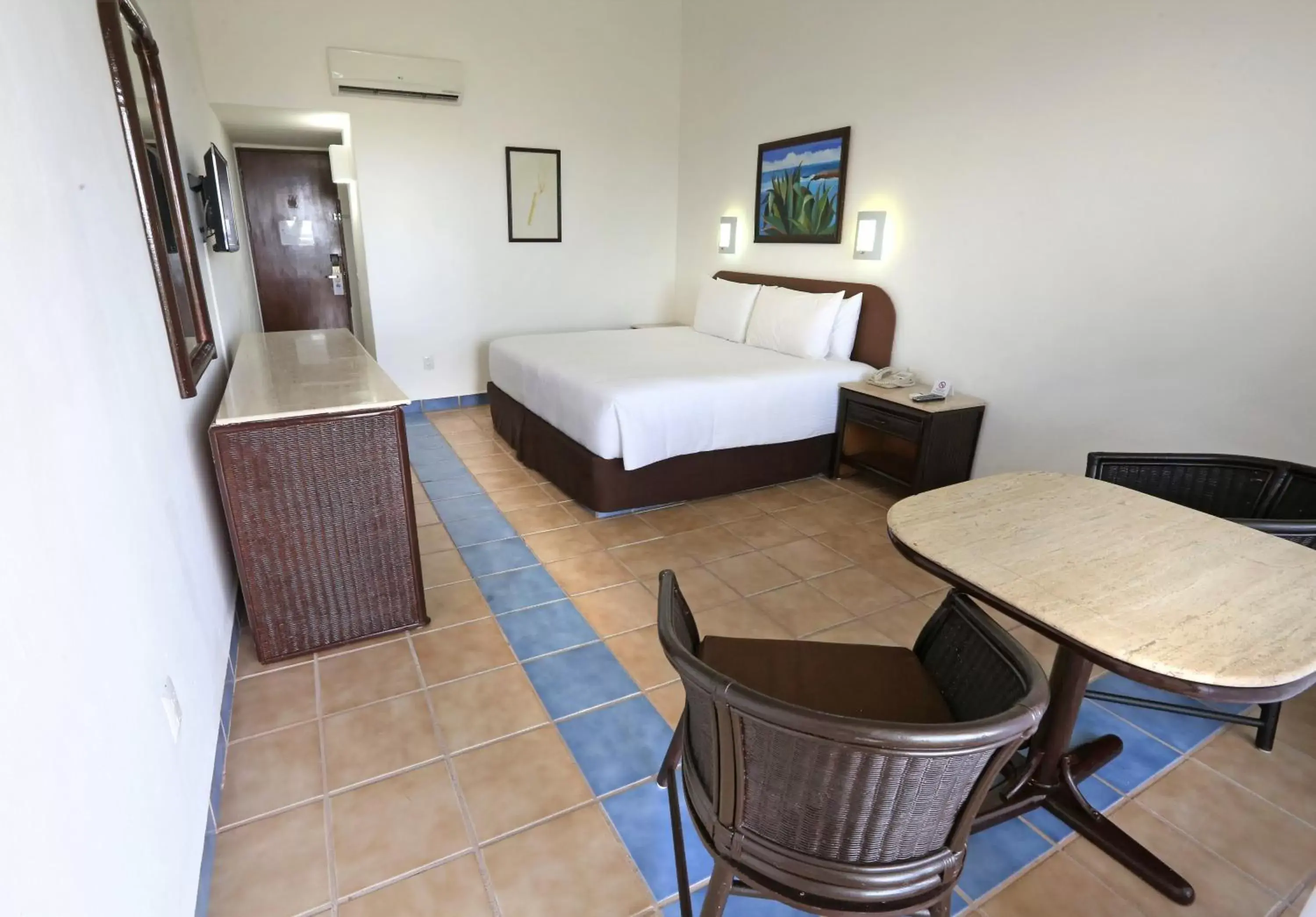 Bedroom in Cozumel Hotel & Resort Trademark Collection by Wyndham