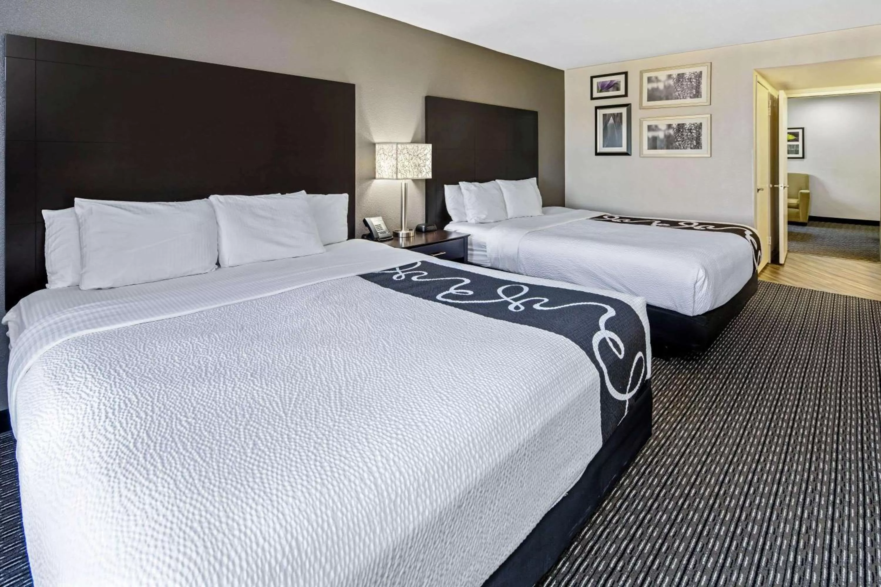 Photo of the whole room in La Quinta by Wyndham Anaheim