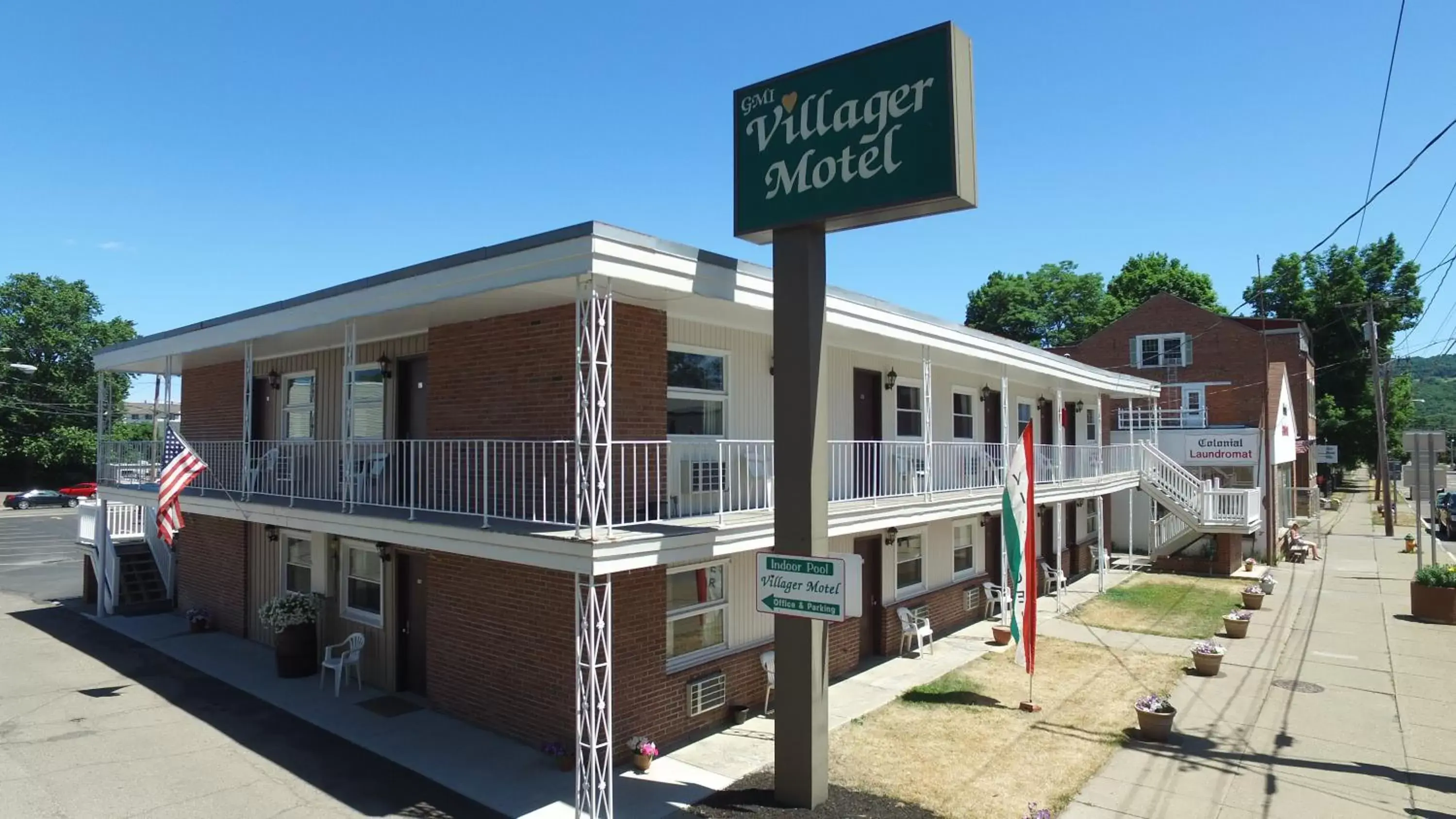 Property Building in Villager Motel & Glen Manor Estate