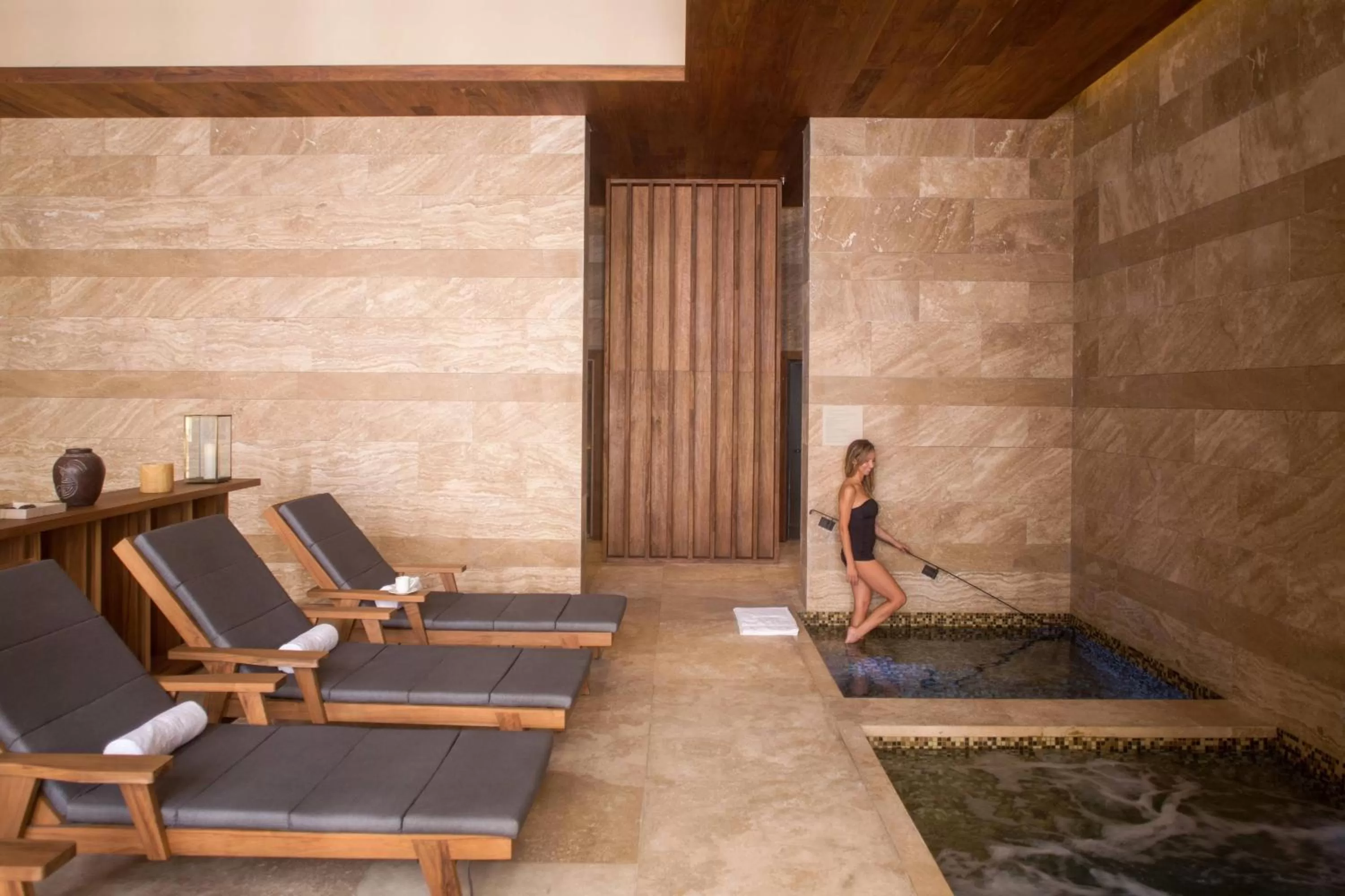 Swimming pool in JW Marriott Los Cabos Beach Resort & Spa