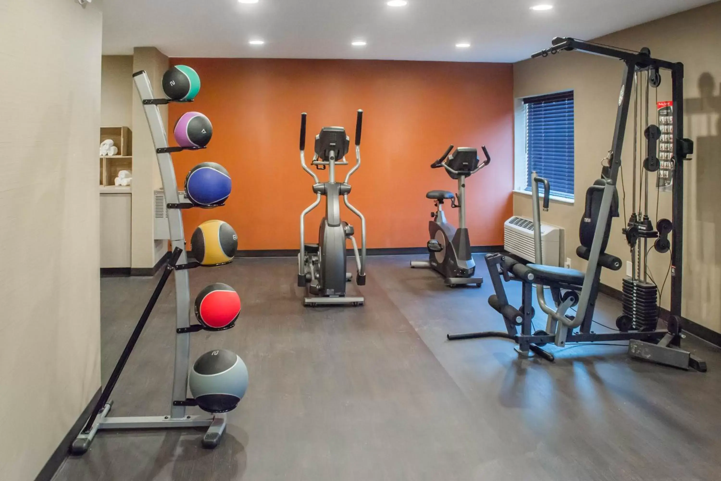 Fitness centre/facilities, Fitness Center/Facilities in Comfort Inn Mayfield Heights Cleveland East
