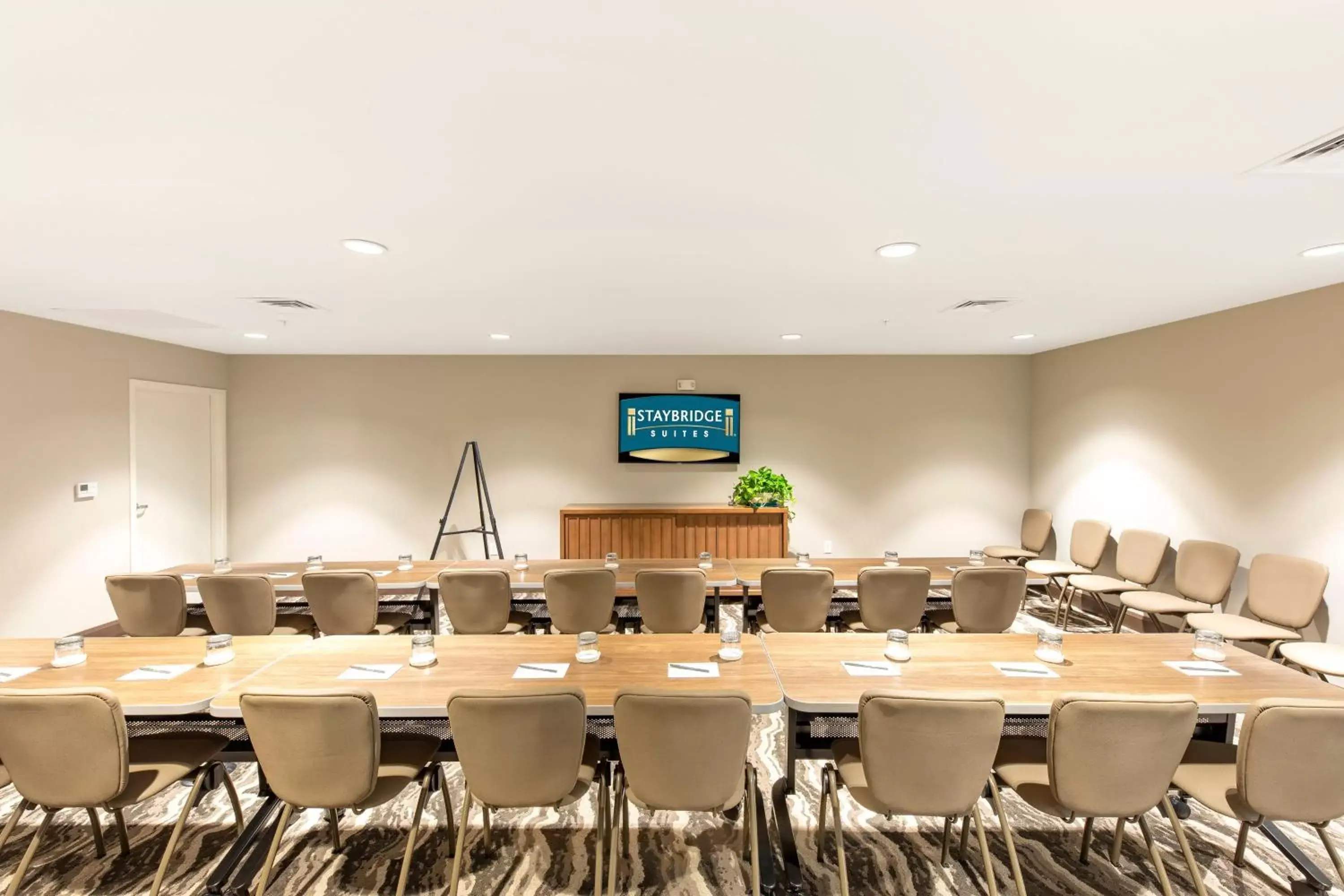 Meeting/conference room in Staybridge Suites - Naples - Marco Island, an IHG Hotel