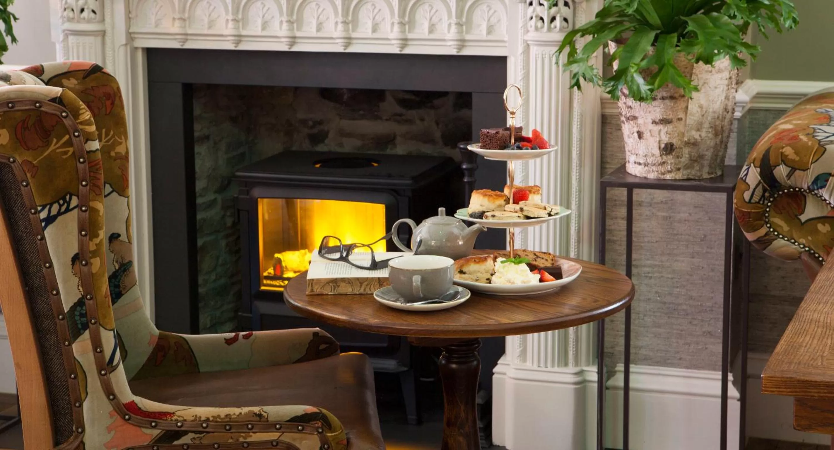 Restaurant/places to eat in Royal Ship