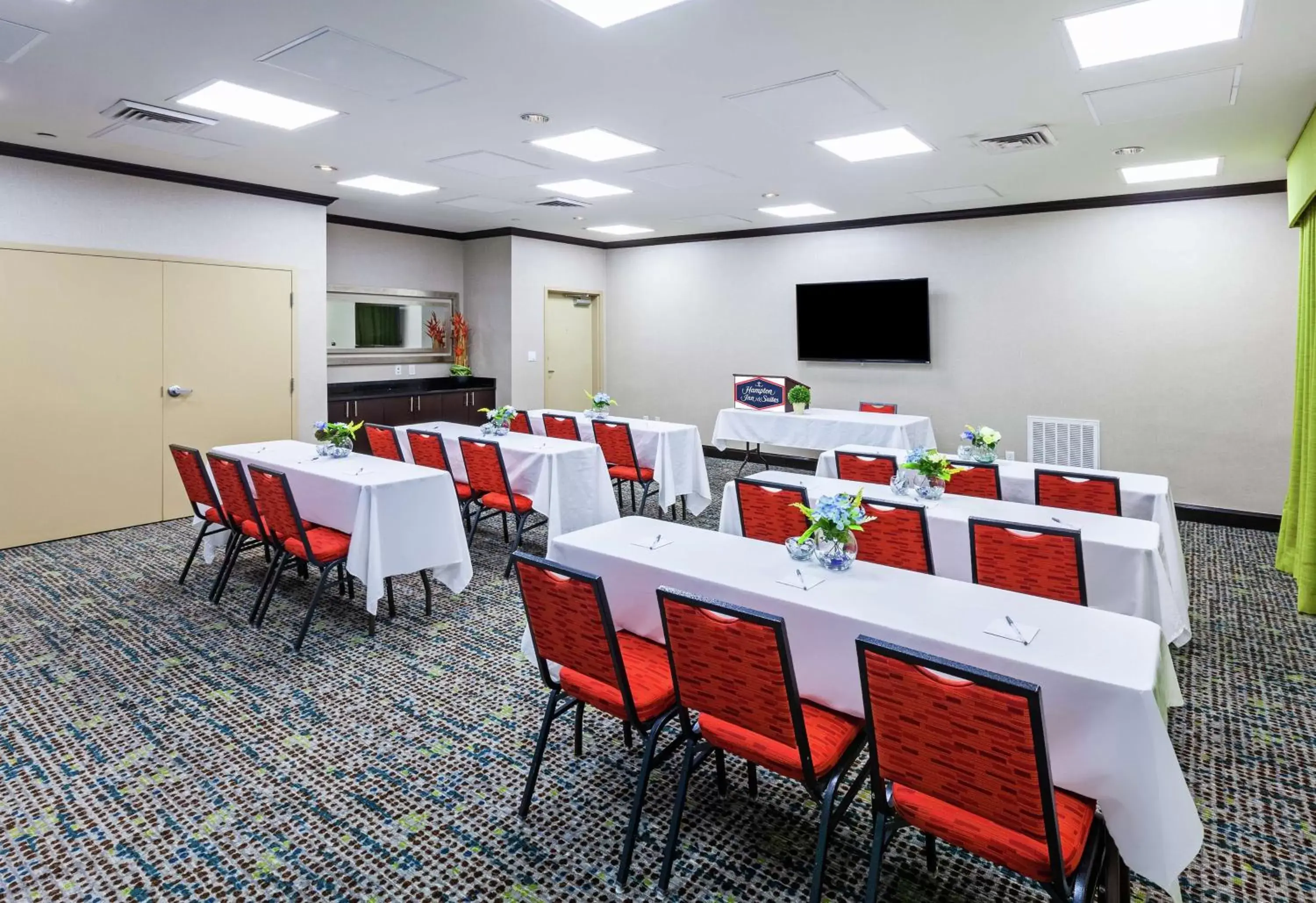 Meeting/conference room in Hampton Inn & Suites Houston/League City