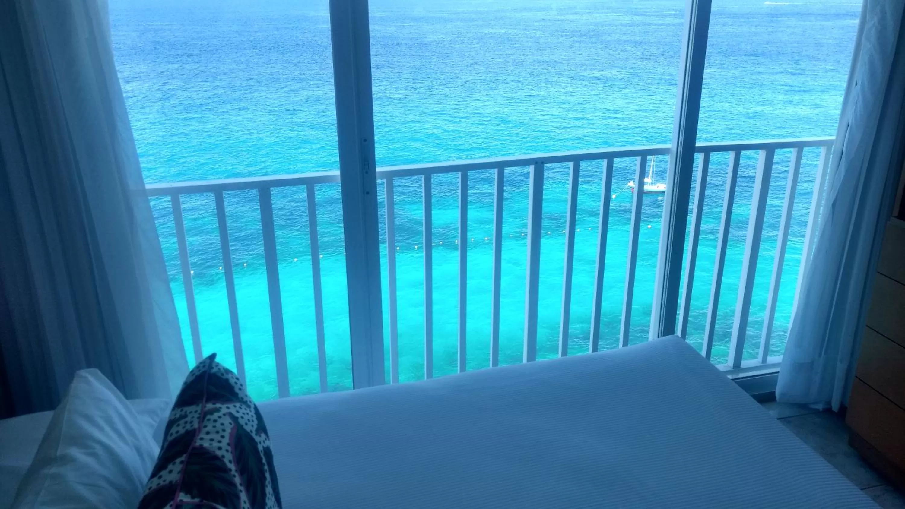 Sea view, Bed in Coral Princess Hotel & Dive Resort