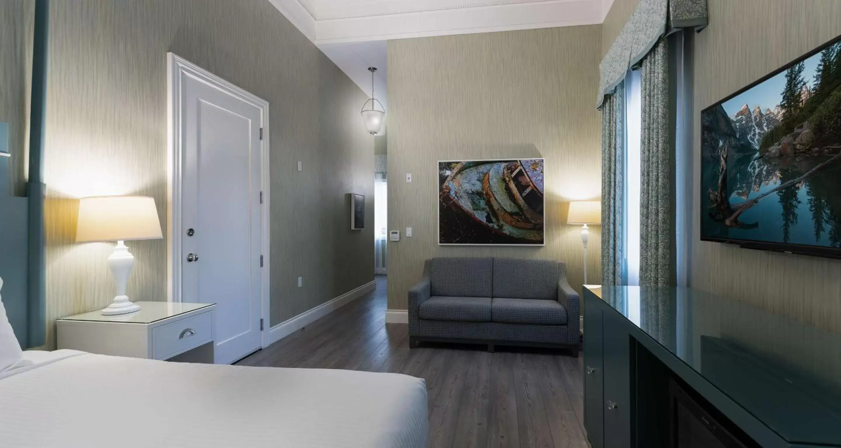 Bedroom, Seating Area in Prestige Oceanfront Resort, WorldHotels Luxury