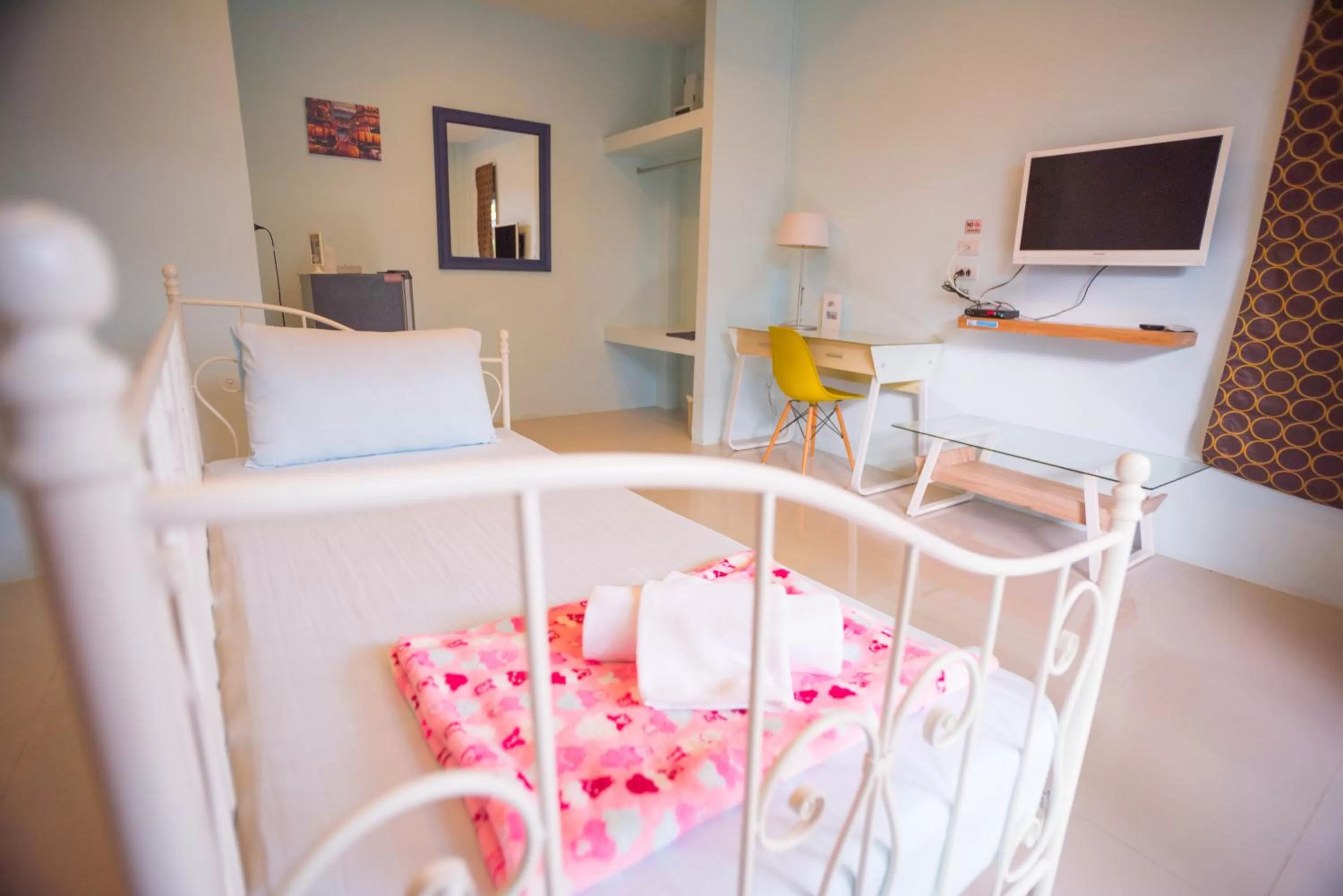 Bed in The Cube Resort