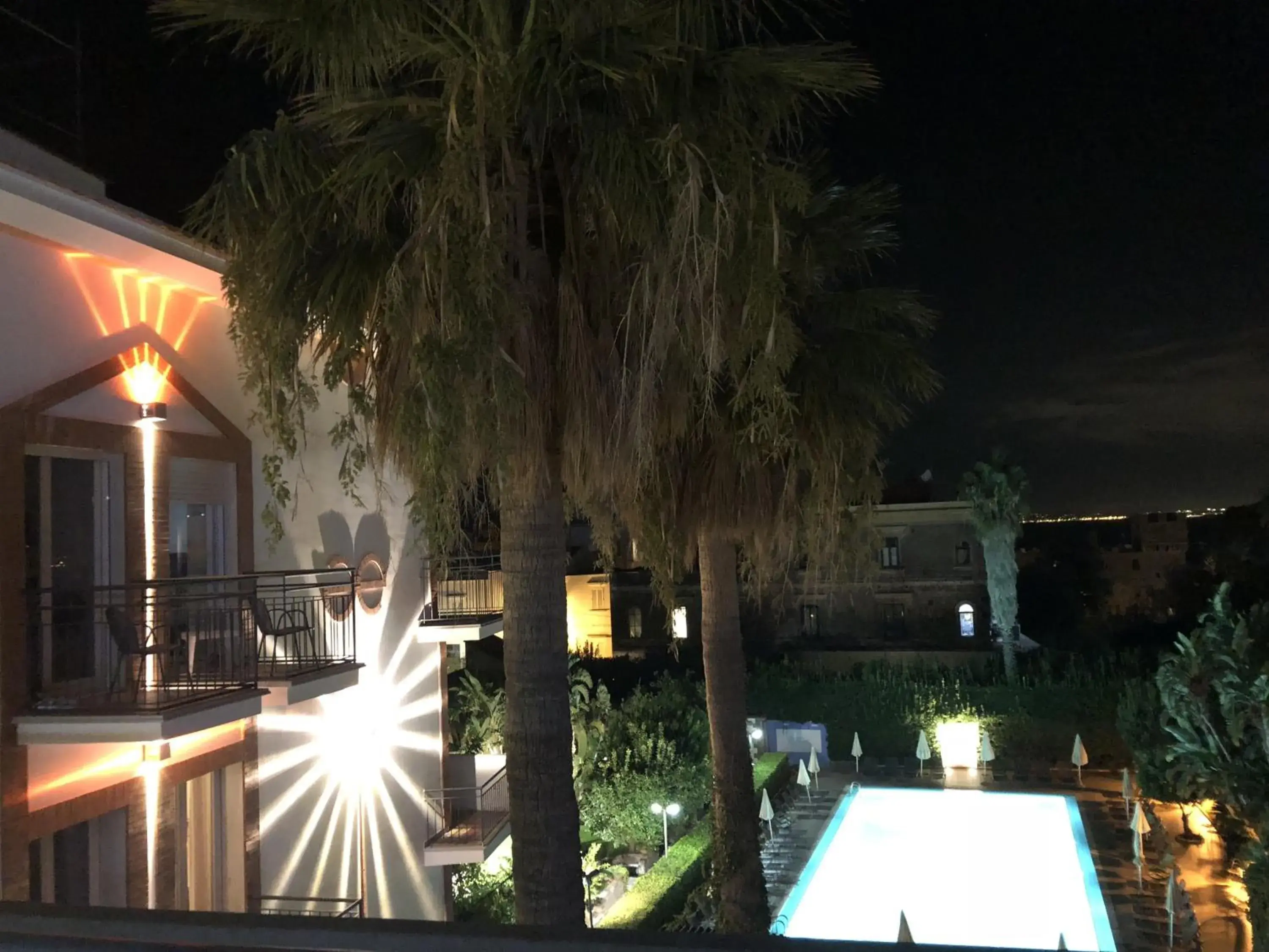 Balcony/Terrace, Swimming Pool in Aequa Hotel