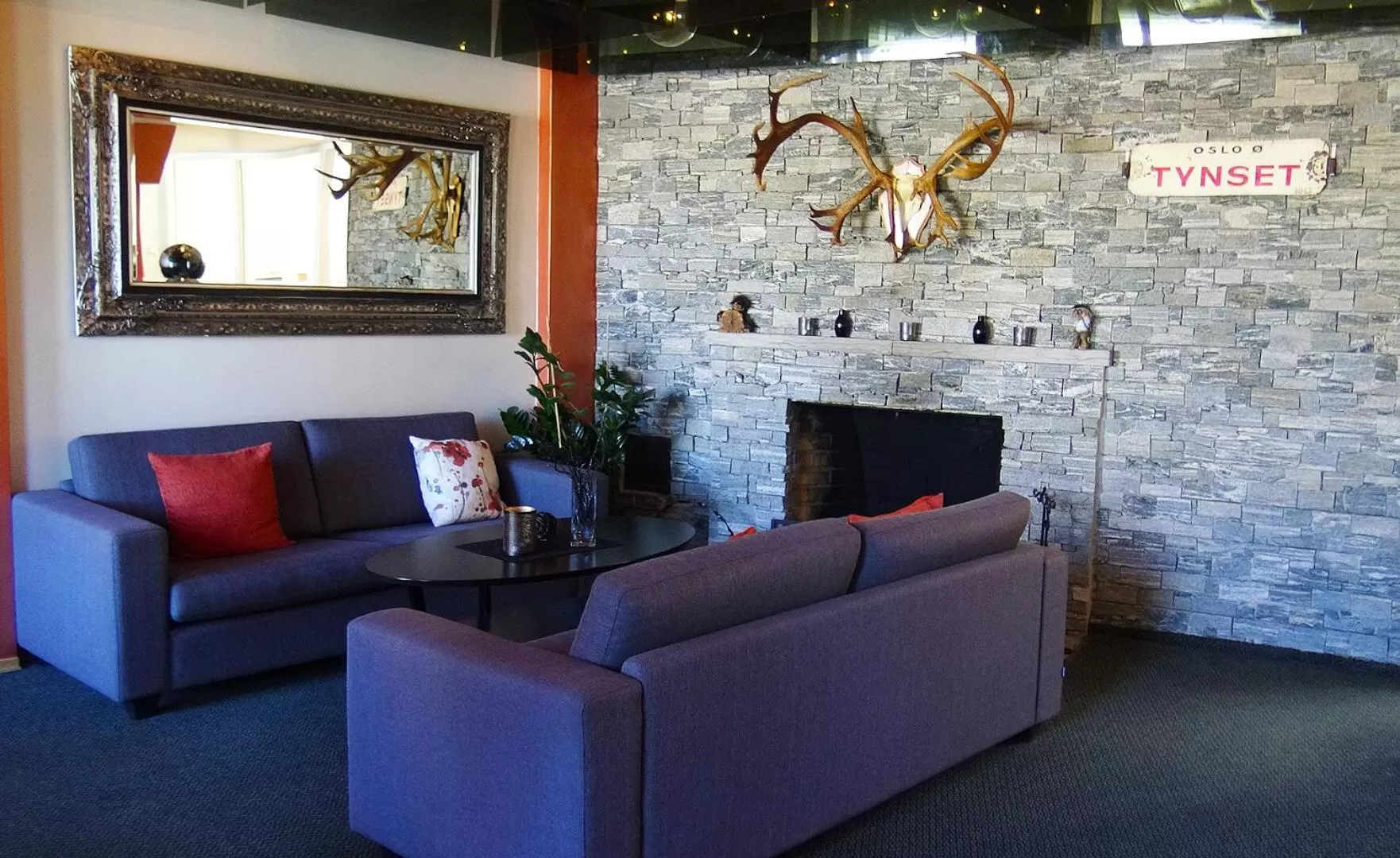 Lobby or reception in Tynset Hotel