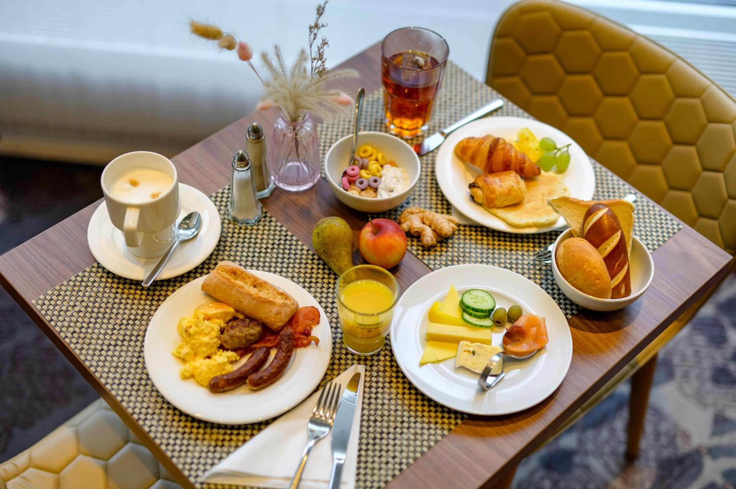 Staff in Mercure Hotel Berlin City