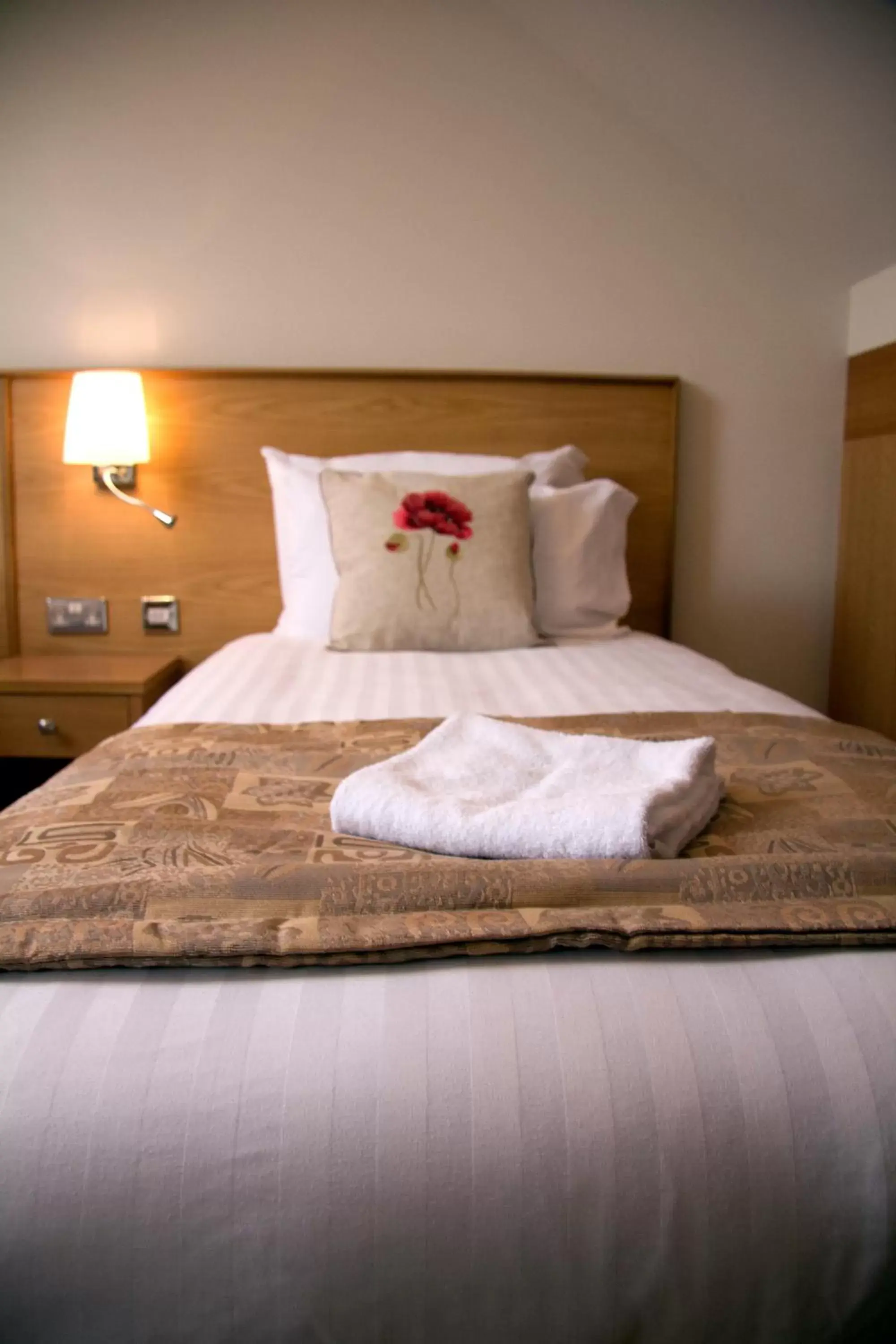 Bedroom, Bed in Somerfield Lodge