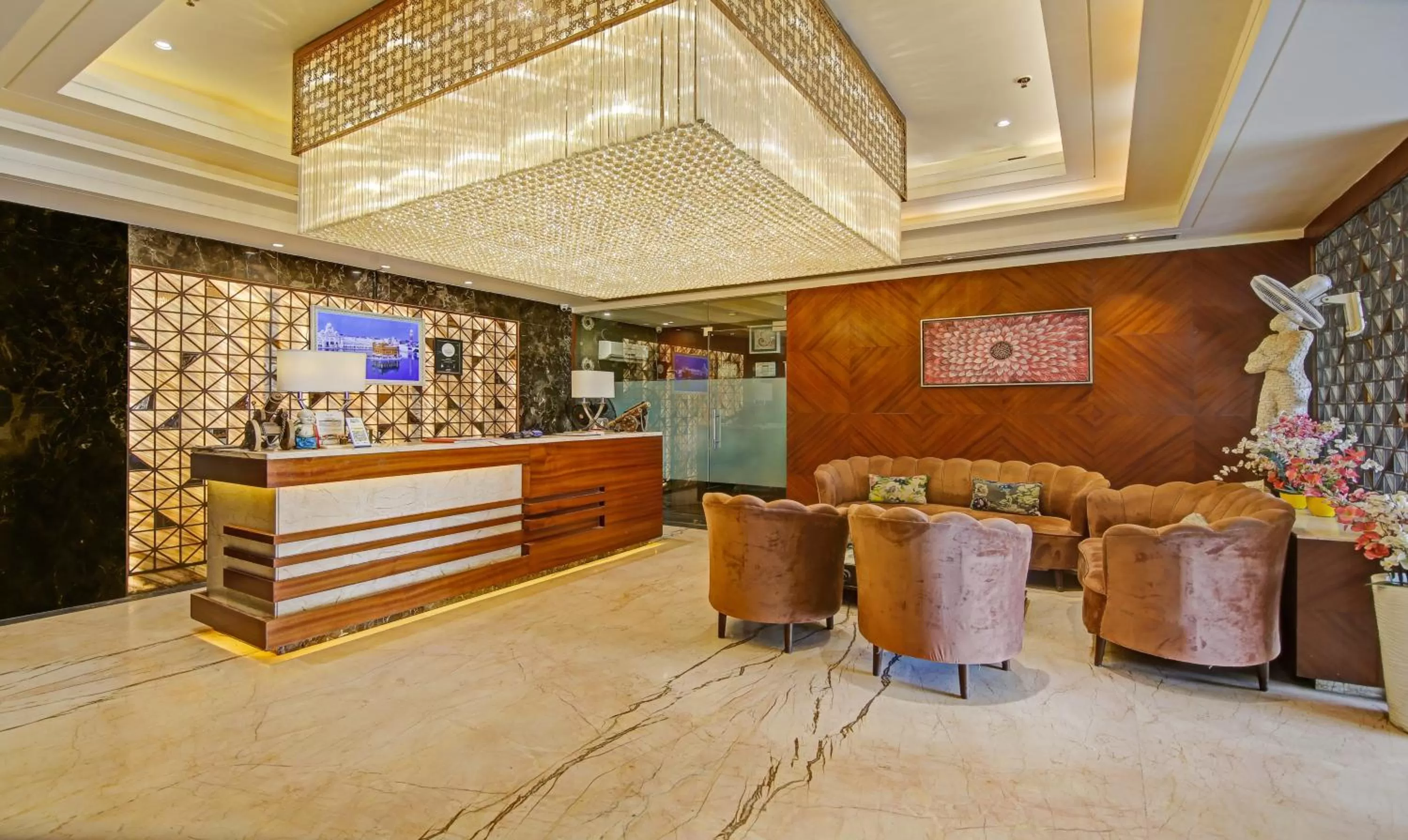 Lobby or reception in Treebo Premium Arista