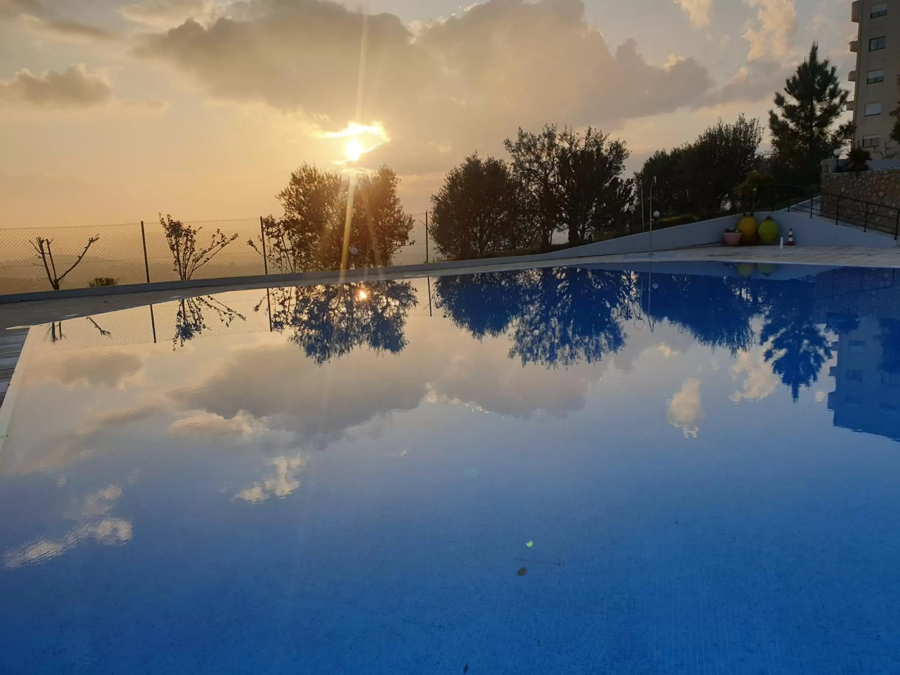 Swimming Pool in Santarem Hotel