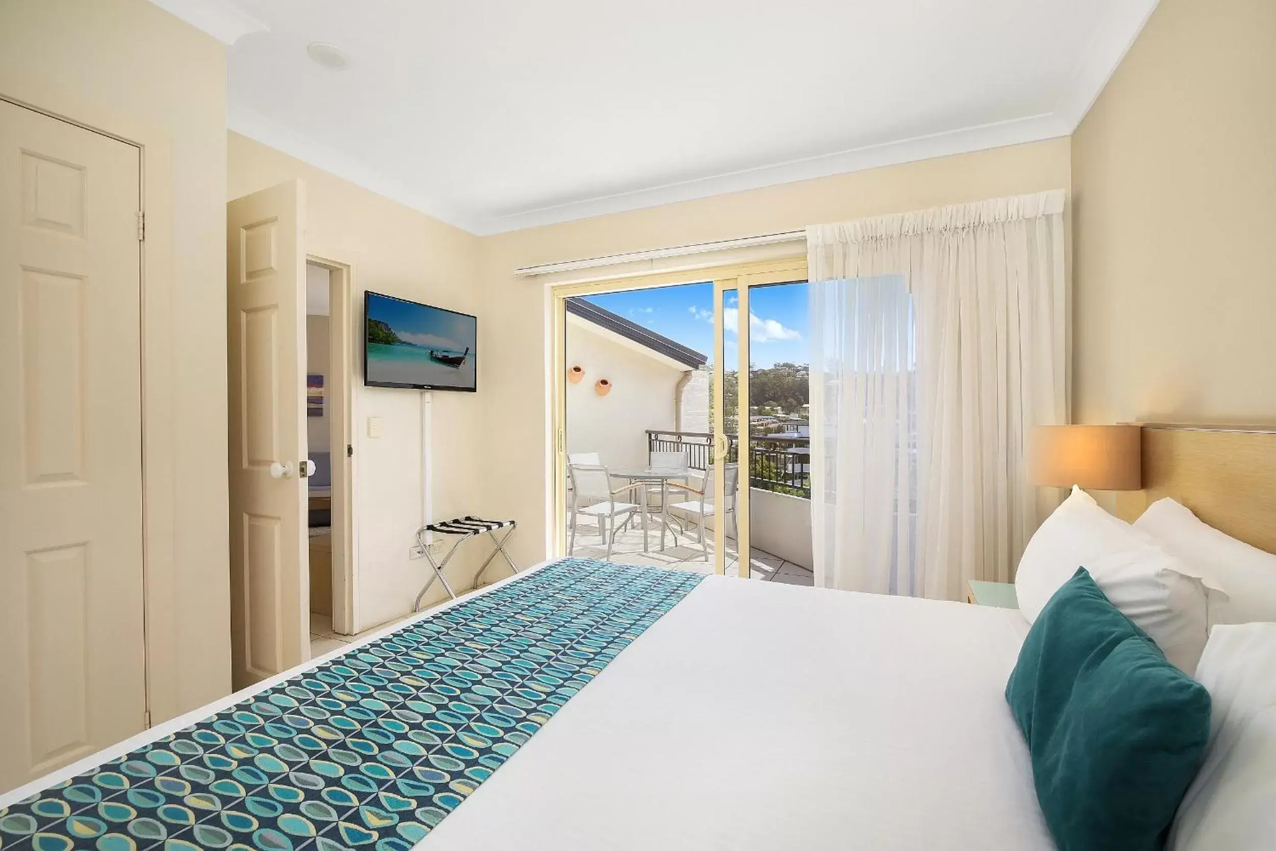 Bedroom in Terrigal Sails Serviced Apartments