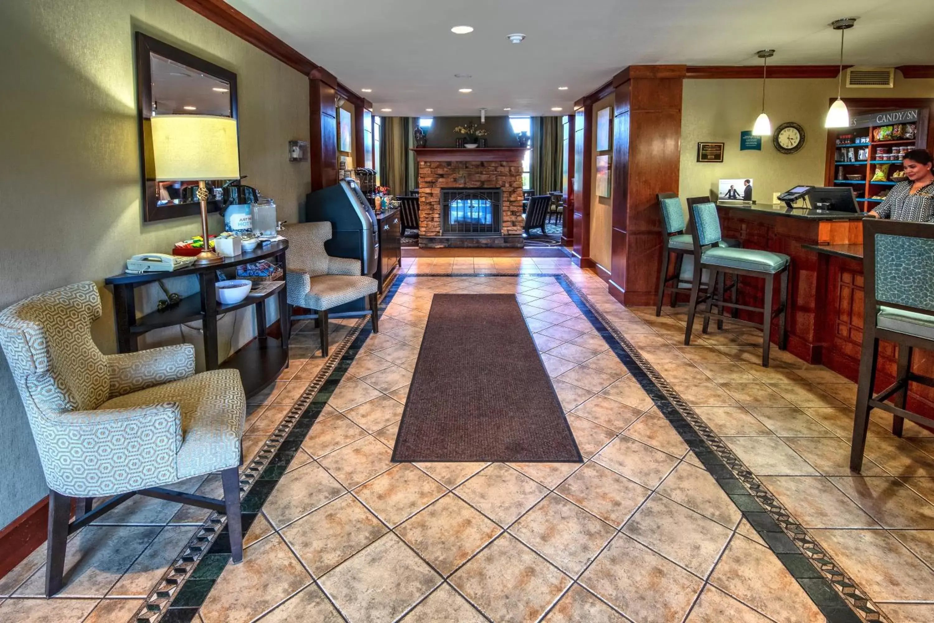 Lobby or reception in Staybridge Suites Denver - Cherry Creek, an IHG Hotel