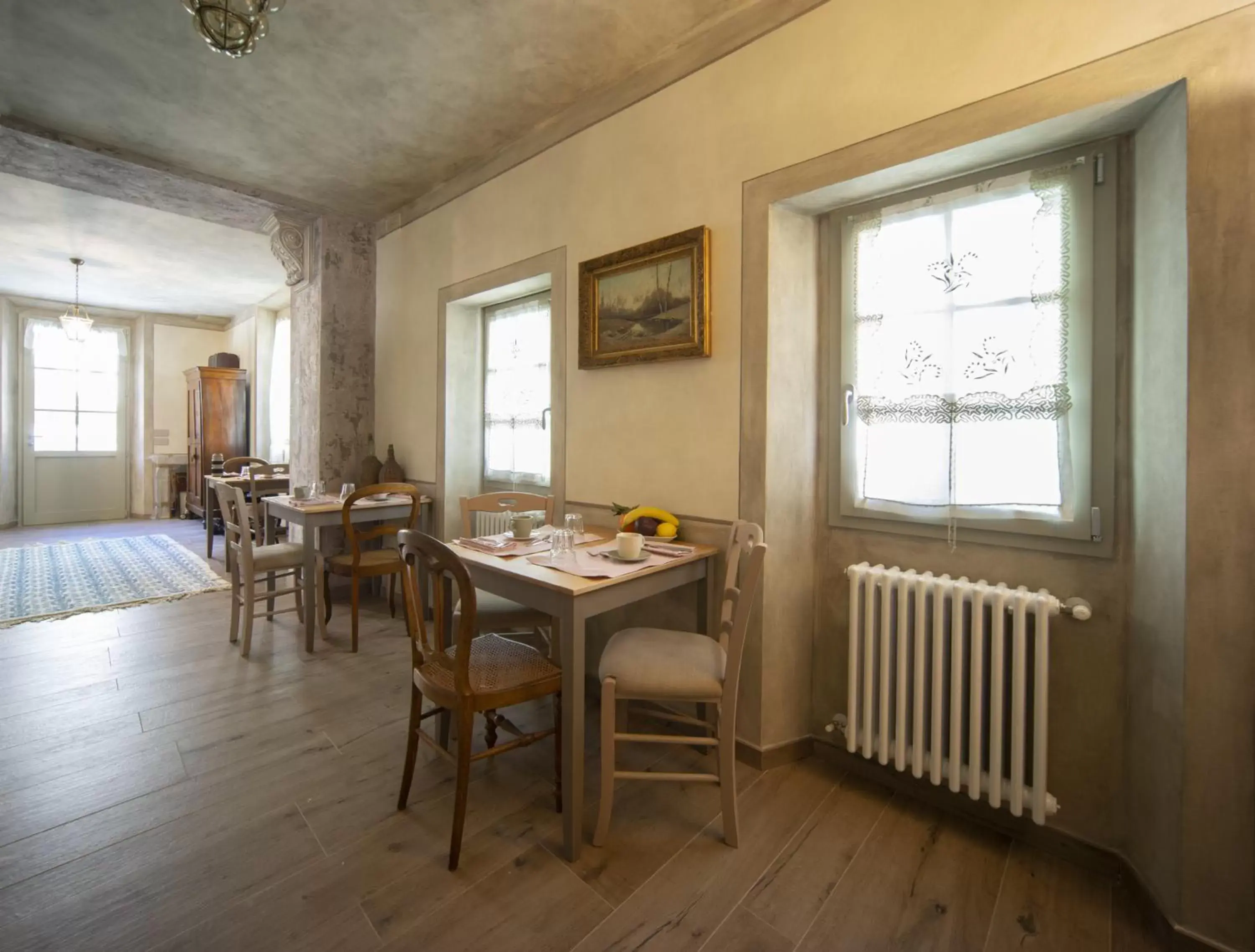 Living room, Dining Area in B&B SASSO DI ROCCA