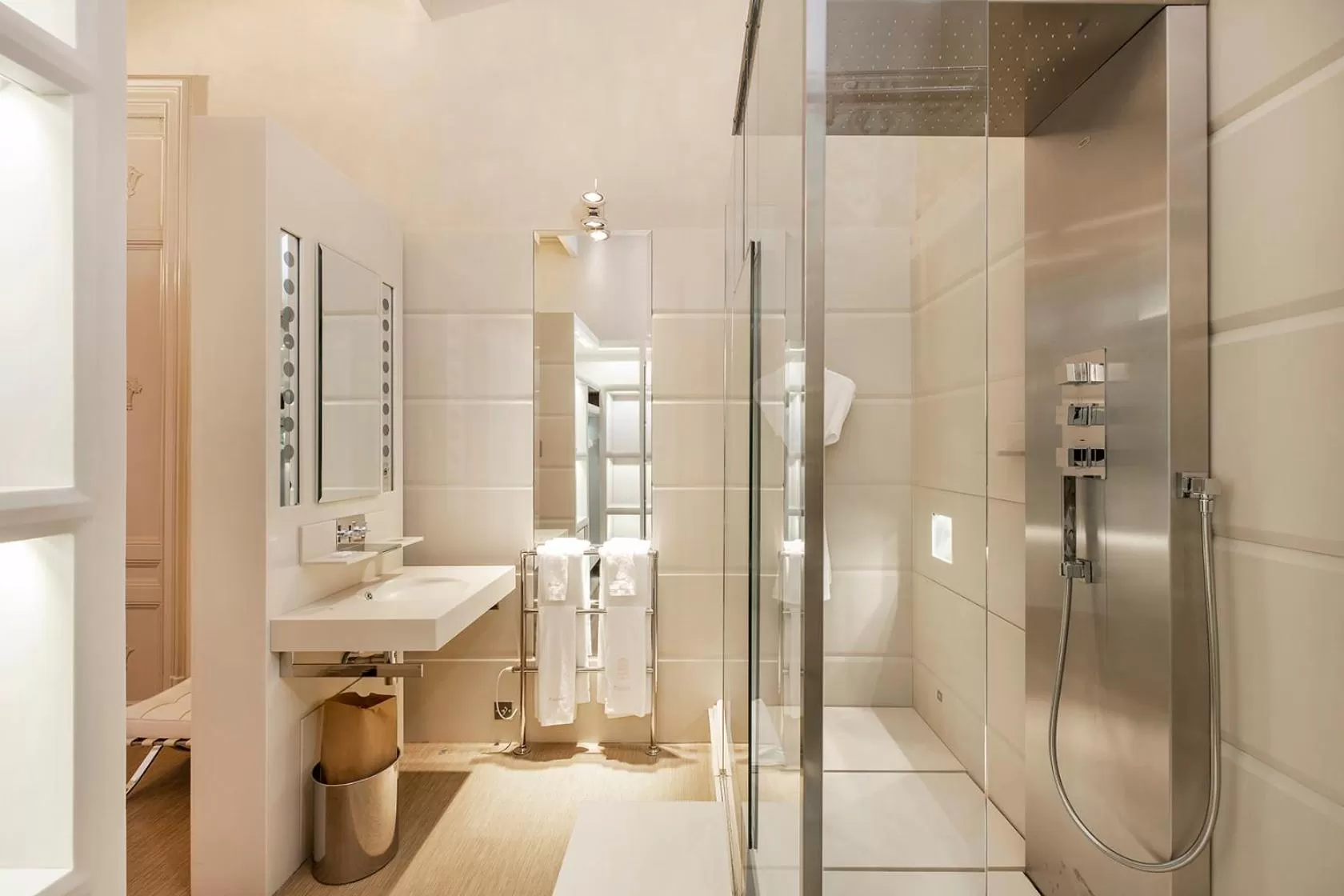 El Palauet Modernist Suites Barcelona