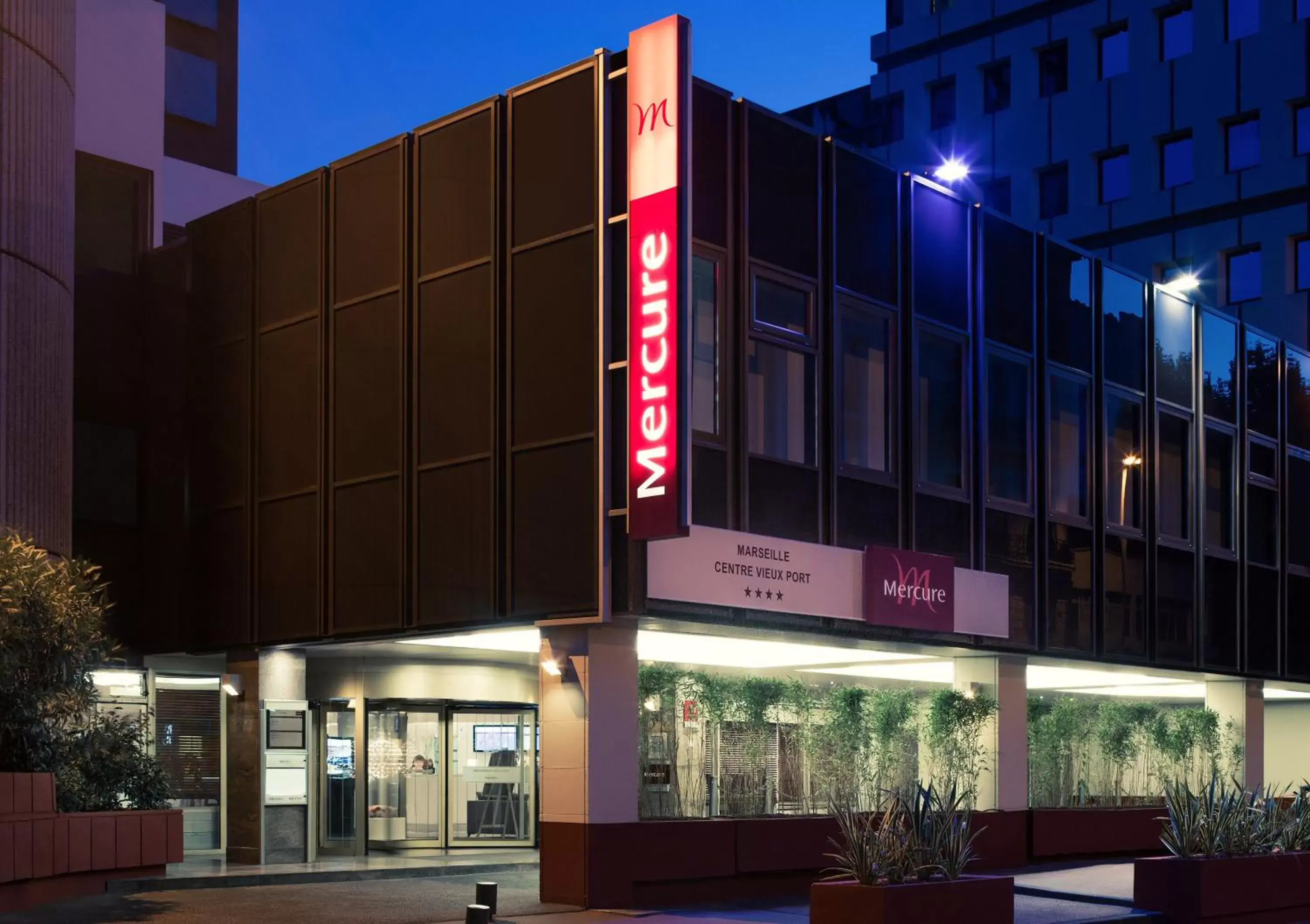 Facade/entrance, Property Building in Mercure Marseille Centre Vieux Port