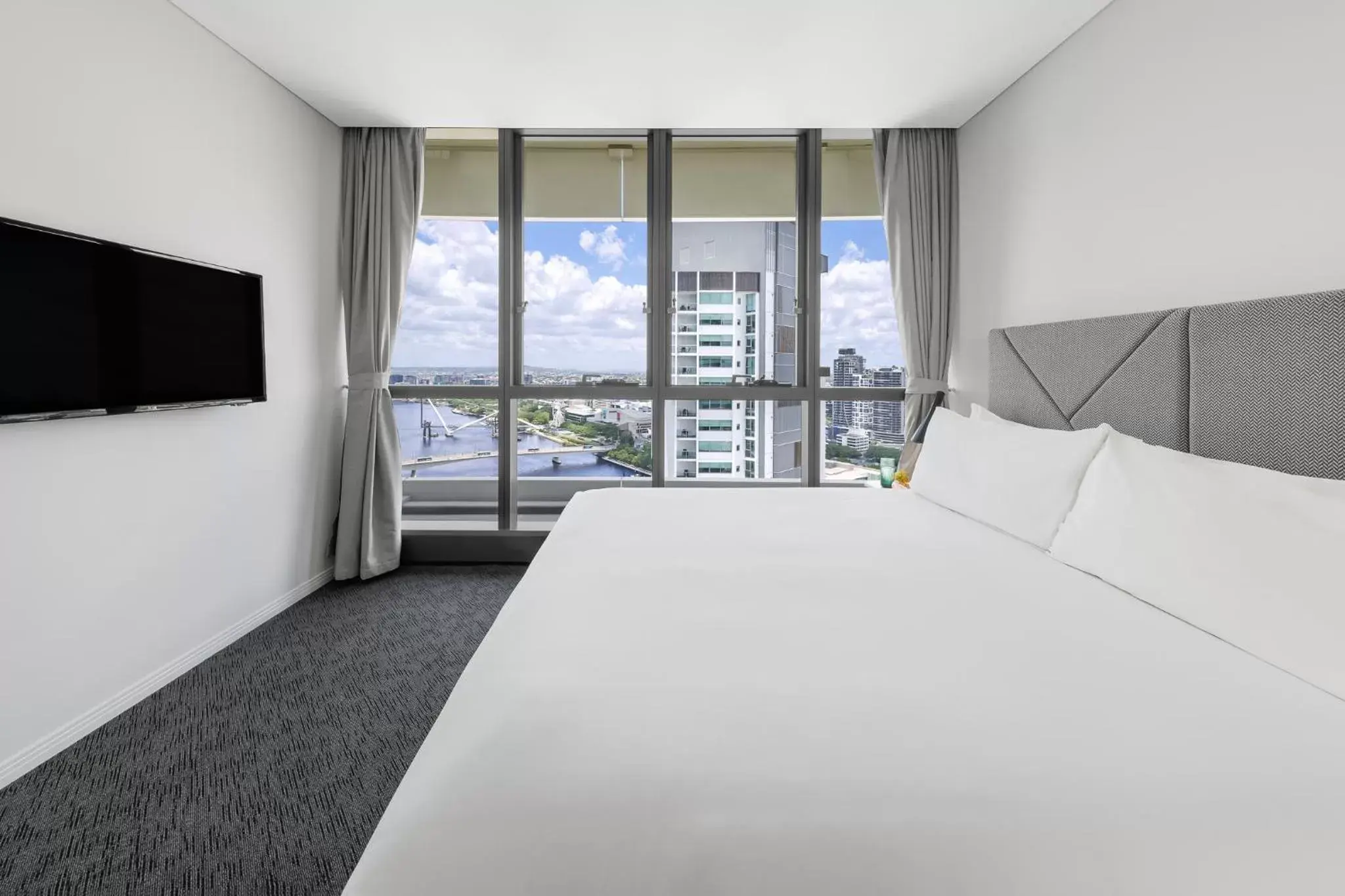 Meriton Suites Herschel Street, Brisbane