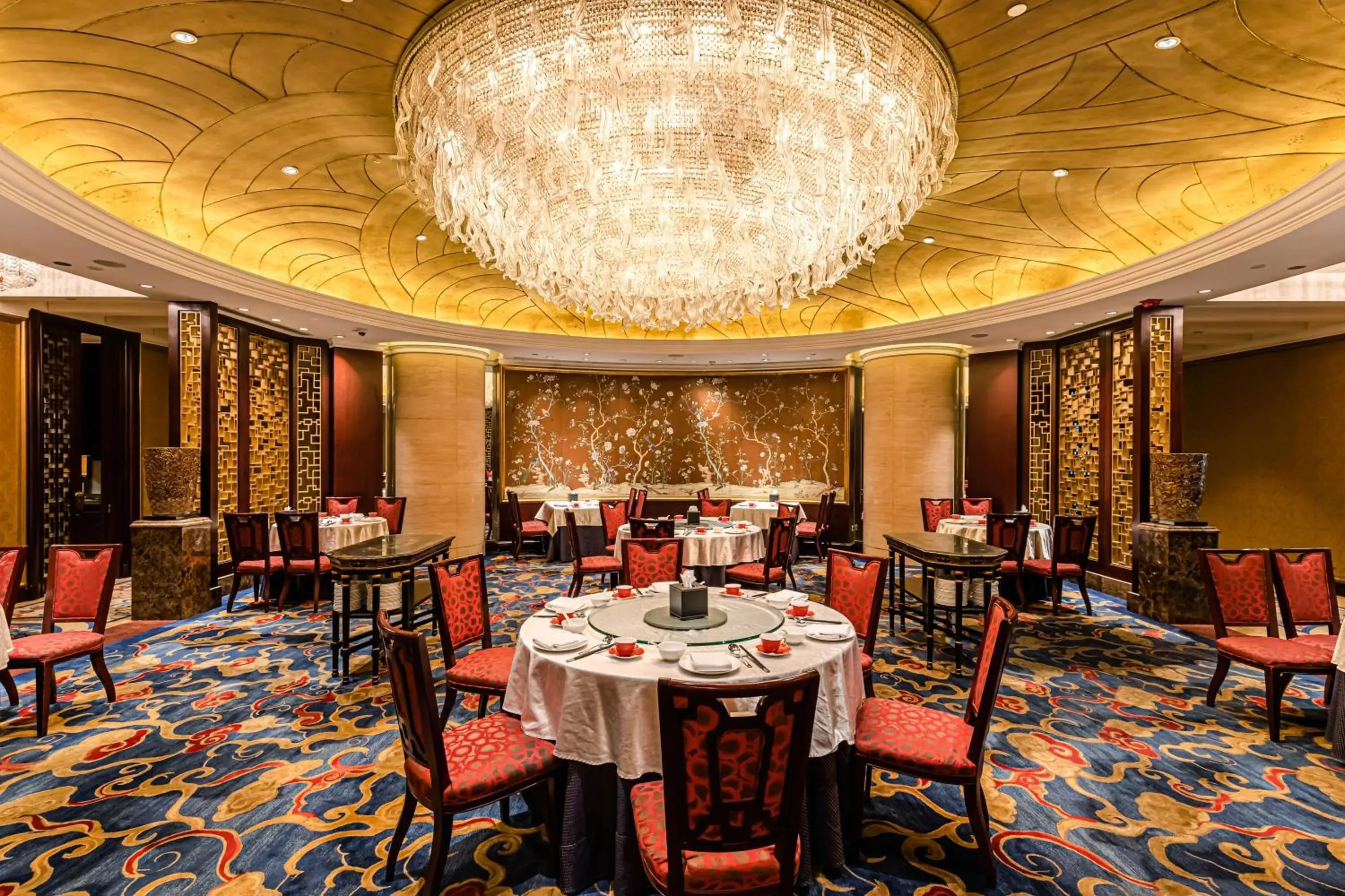 Restaurant/Places to Eat in Shangri-La Hotel, Wuhan