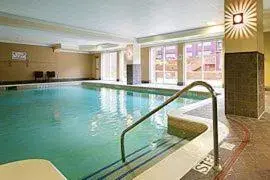 , Swimming Pool in Causeway Bay Hotel